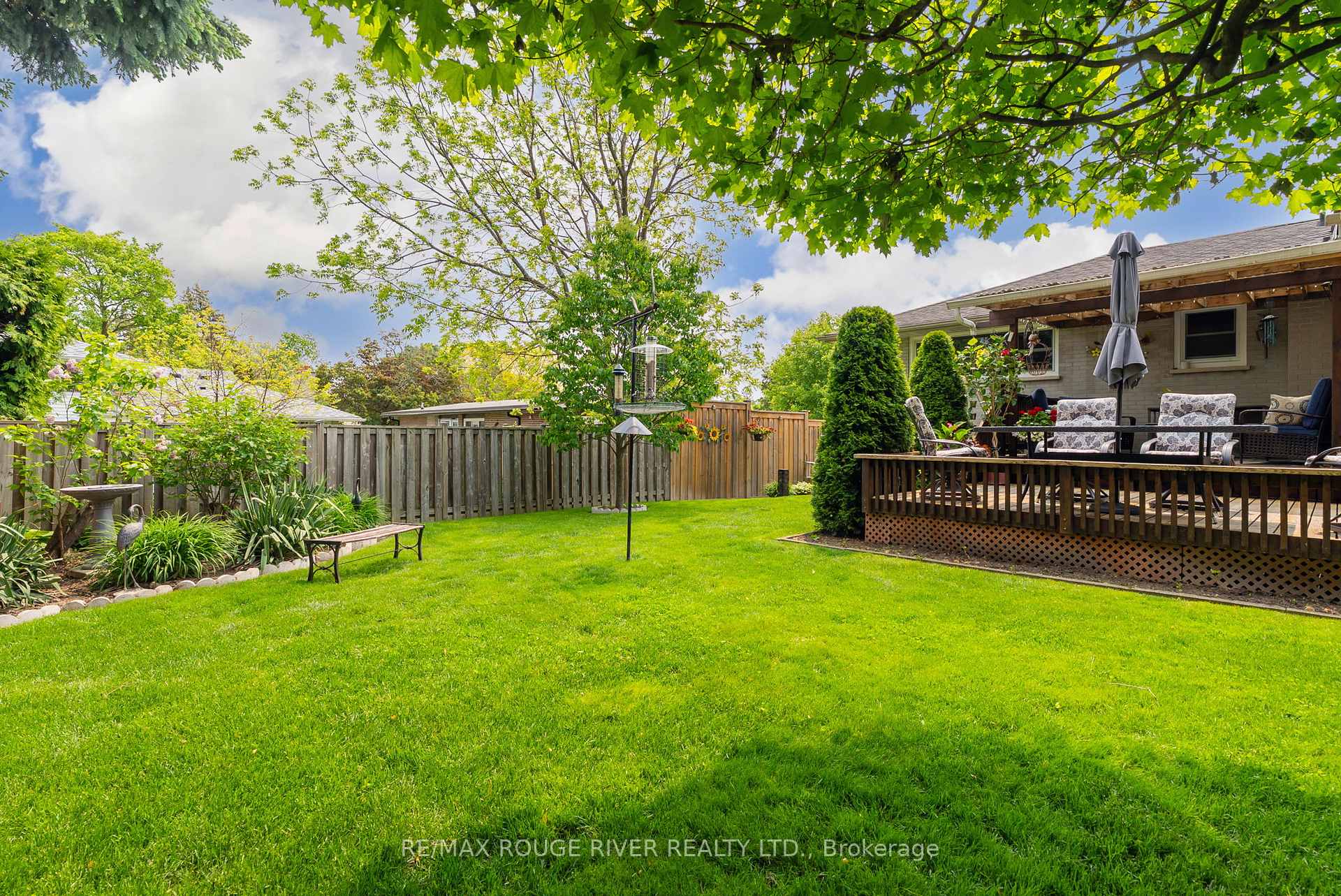 Photo 38 of 665 Jasmine Crescent, Oshawa, Centennial — HOMEH