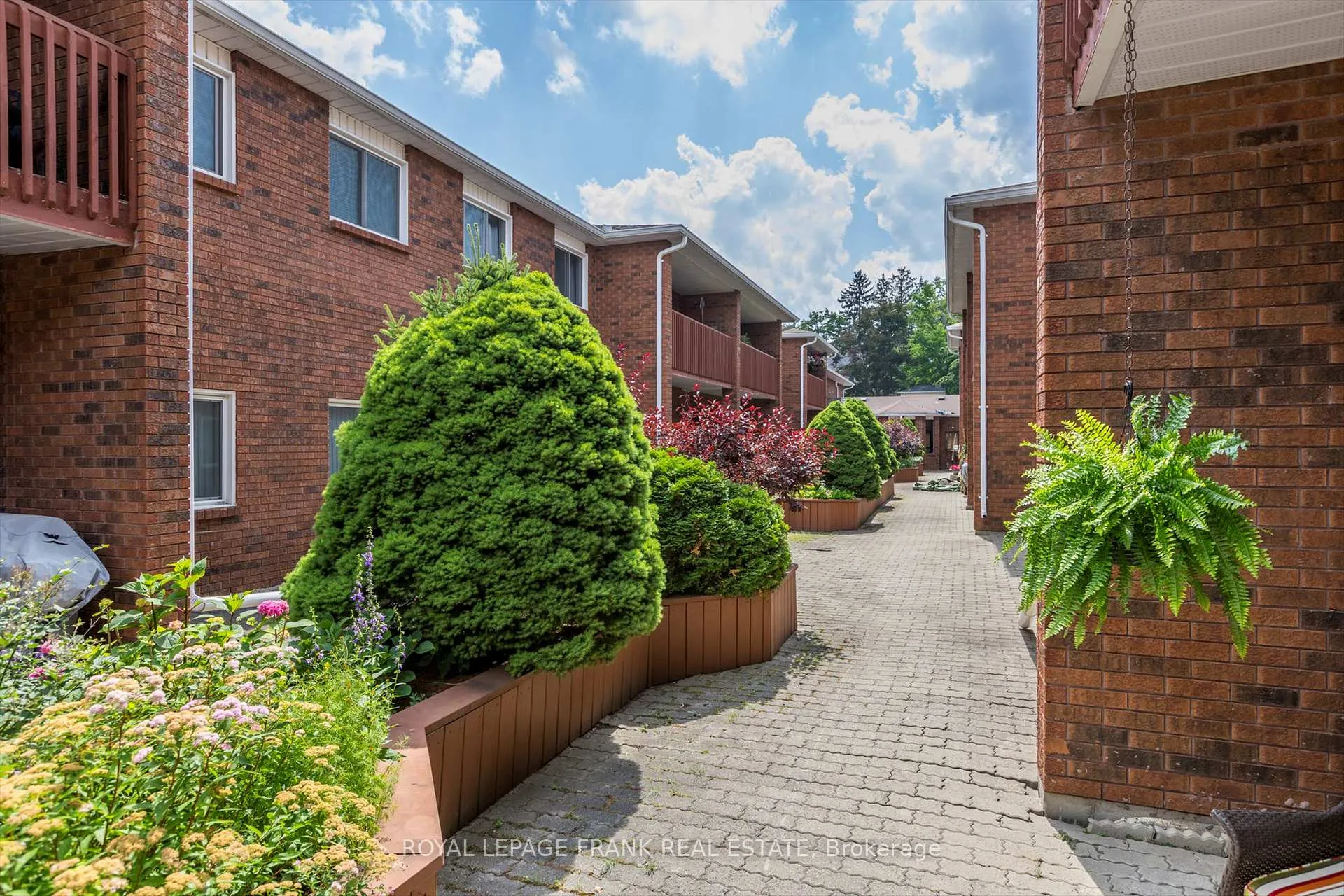 Photo 16 of Unit 115, 475 Parkhill Road W, Peterborough, Town Ward 3 — HOMEH