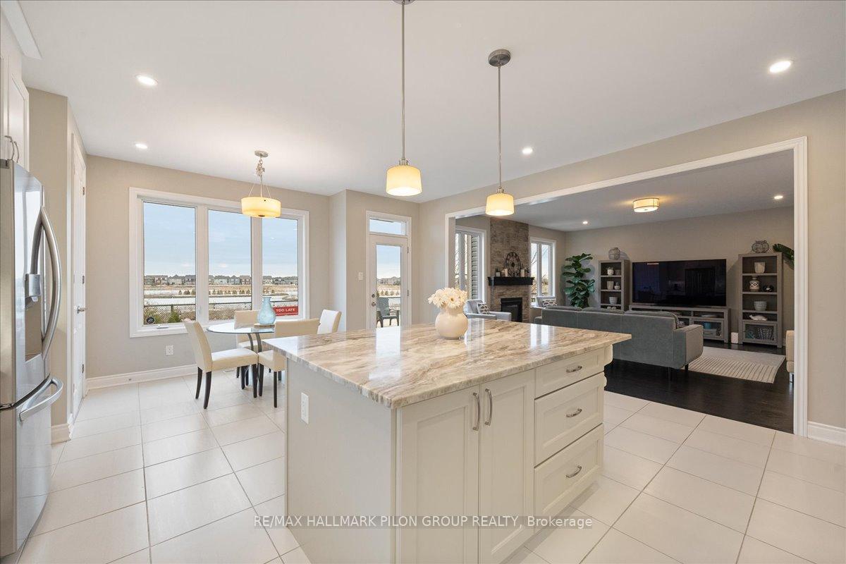 Photo 5 of 140 Bartonia Circle, Ottawa, Avalon West — HOMEH