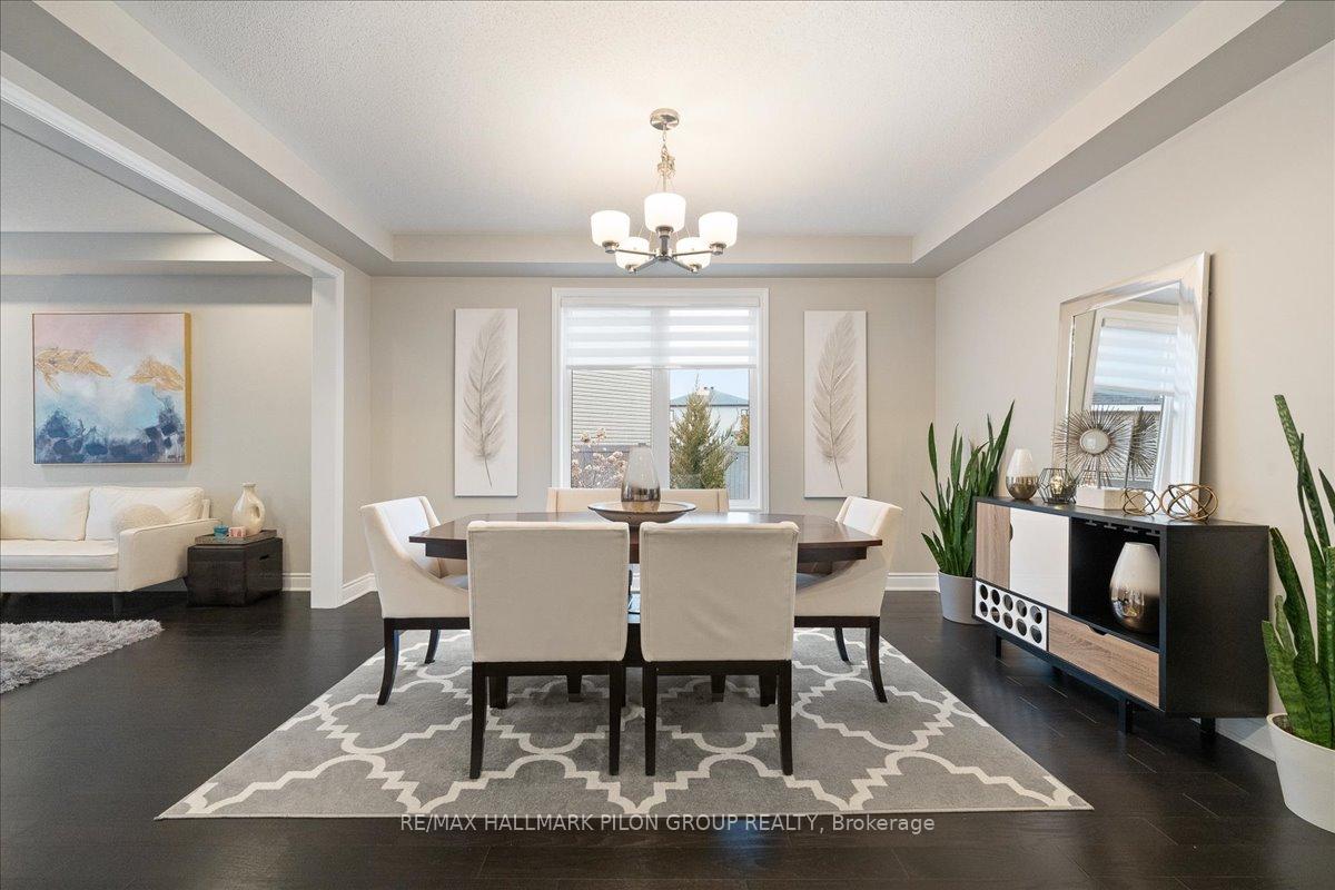 Photo 13 of 140 Bartonia Circle, Ottawa, Avalon West — HOMEH