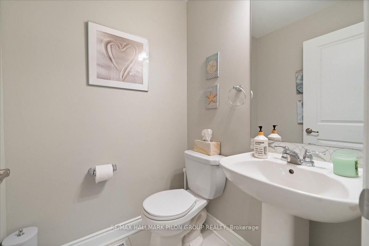 Photo 15 of 140 Bartonia Circle, Ottawa, Avalon West — HOMEH