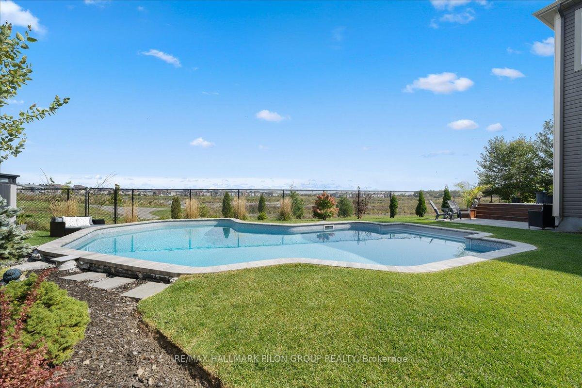 Photo 28 of 140 Bartonia Circle, Ottawa, Avalon West — HOMEH