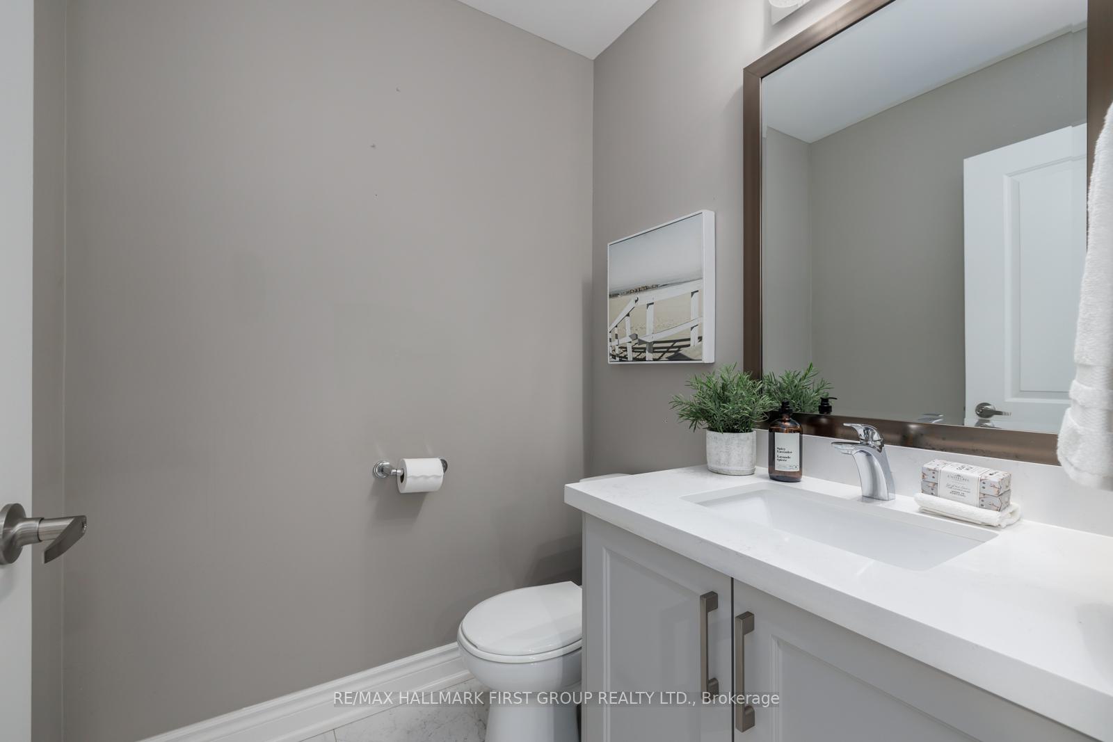 Photo 11 of Unit Upper, 997 Hatfield Crescent, Peterborough, Northcrest Ward 5 — HOMEH