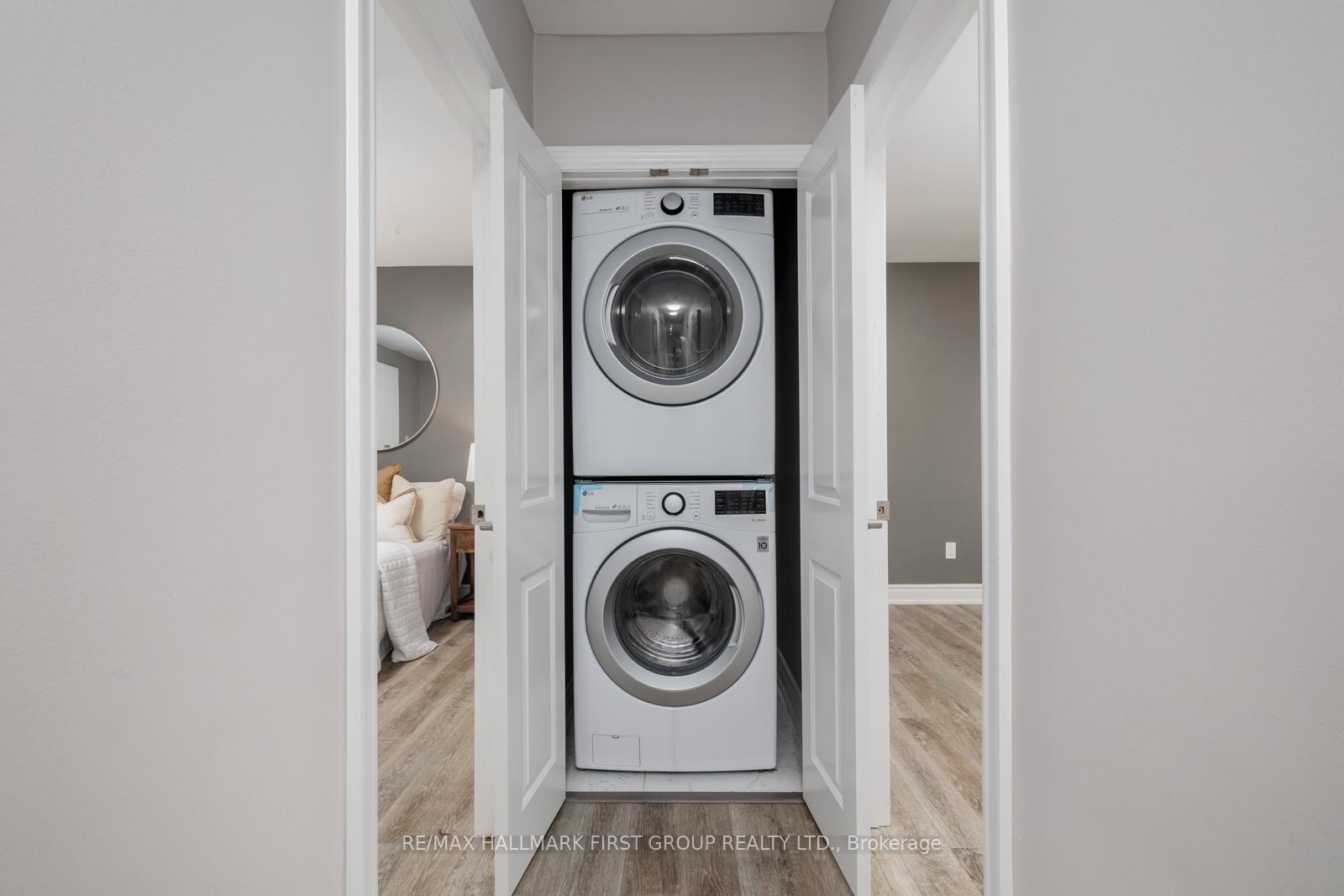 Photo 19 of Unit Upper, 997 Hatfield Crescent, Peterborough, Northcrest Ward 5 — HOMEH