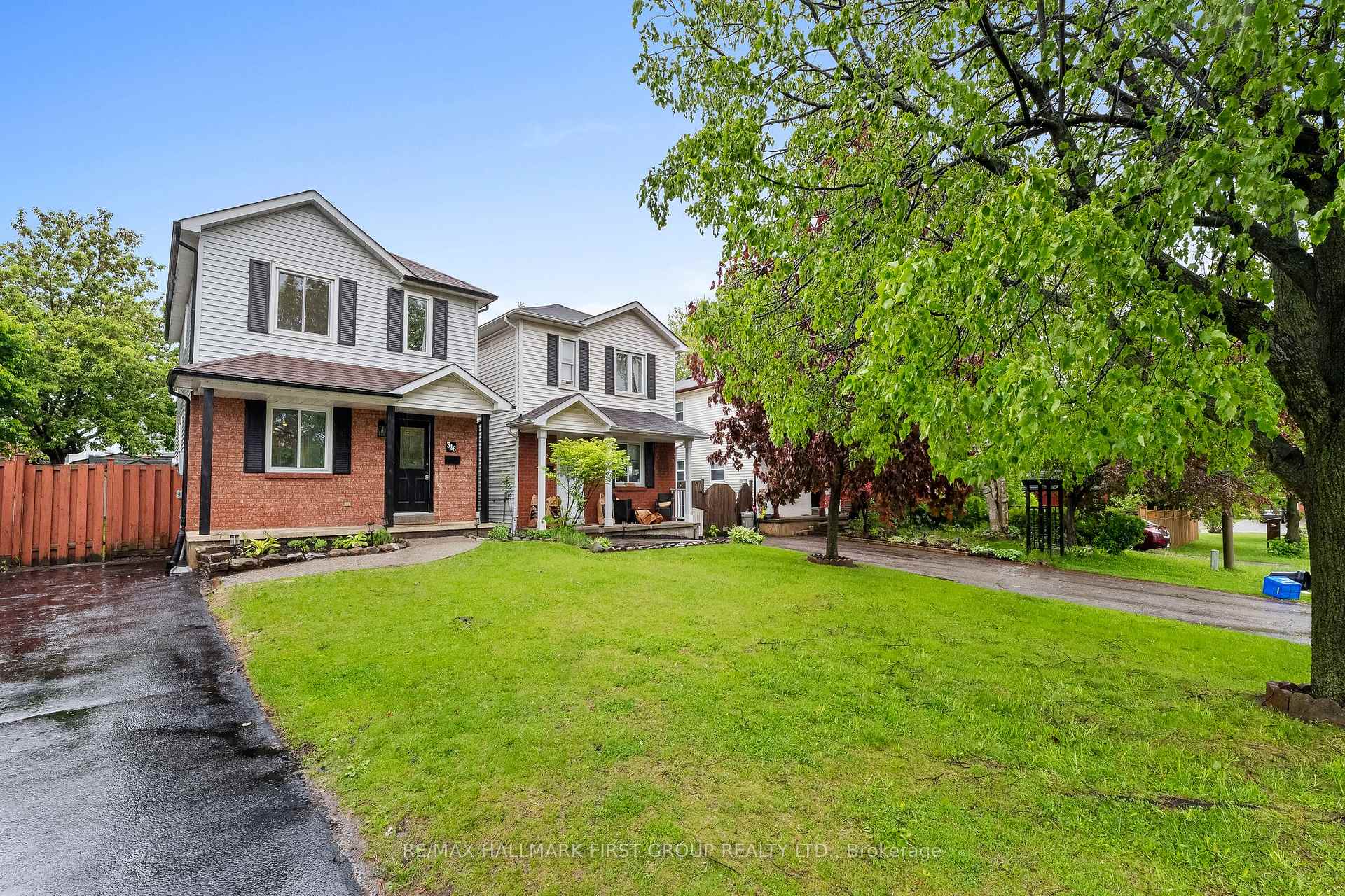 Photo 3 of 346 Trailridge Crescent, Oshawa, Pinecrest — HOMEH