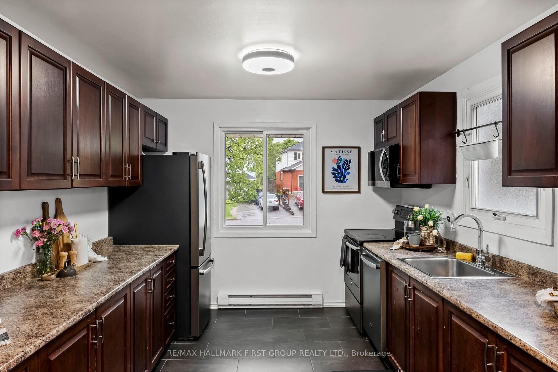 Photo 17 of 346 Trailridge Crescent, Oshawa, Pinecrest — HOMEH