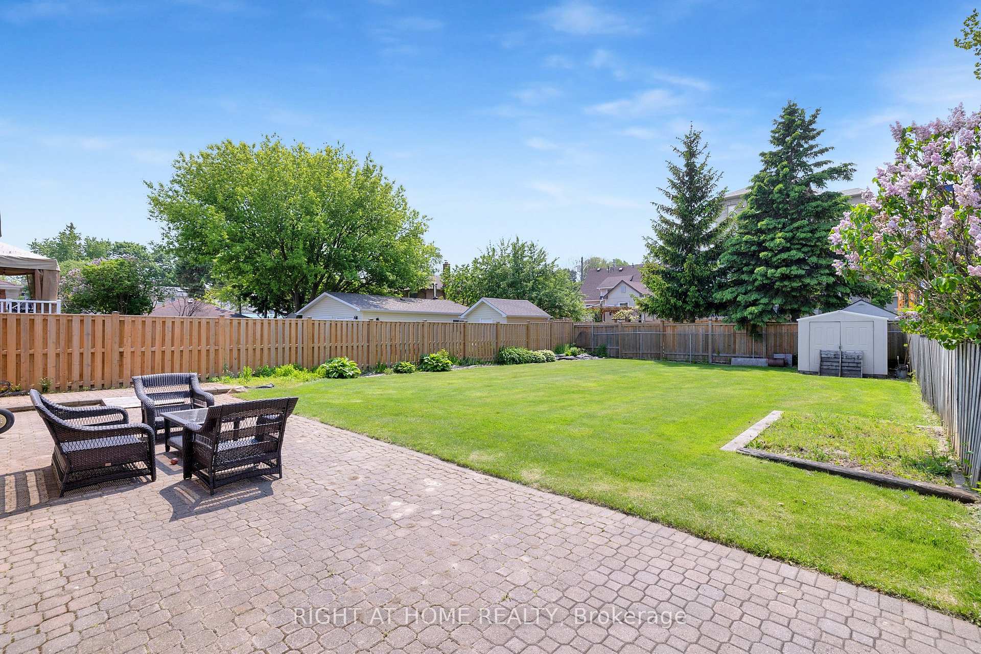 Photo 33 of 696 Victory Drive, Pickering, West Shore — HOMEH