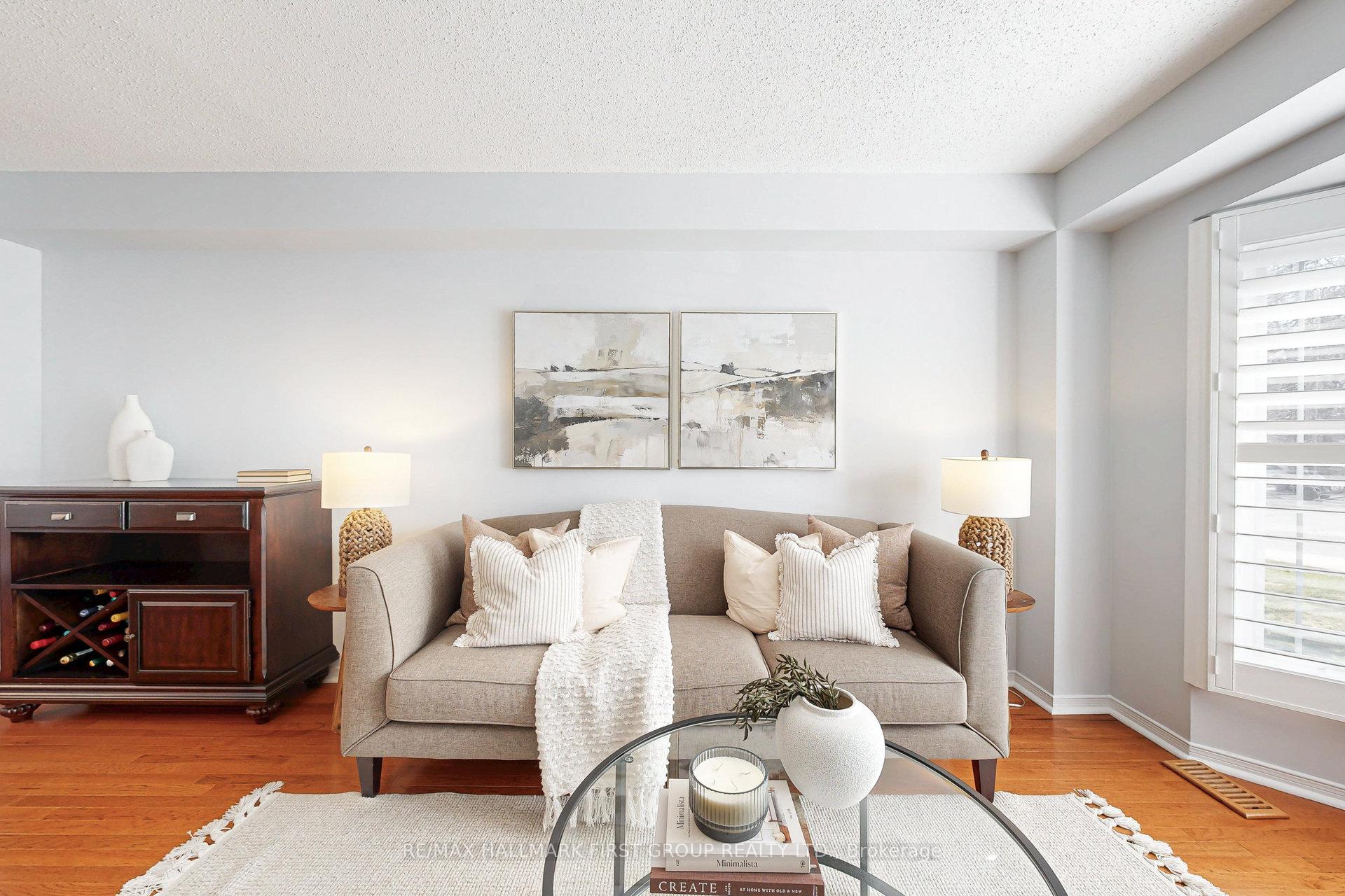 Photo 8 of 898 Darwin Drive, Pickering, Dunbarton — HOMEH