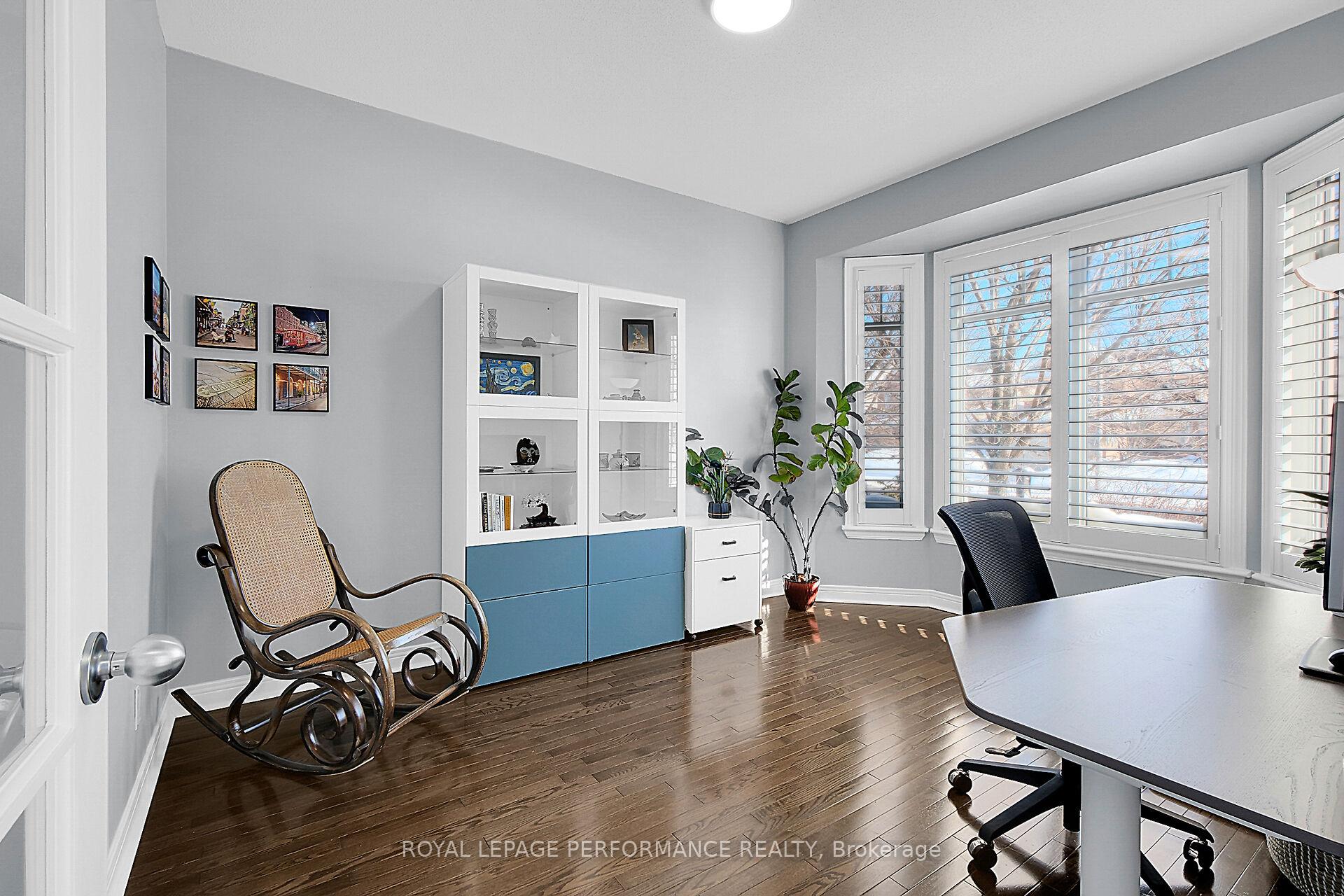 Photo 3 of 1882 Springridge Drive, Ottawa, Springridge/East Village — HOMEH