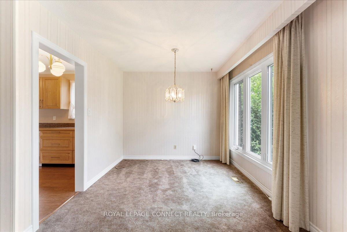 Photo 8 of 725 Hillview Crescent, Pickering, West Shore — HOMEH