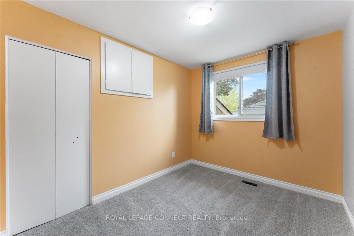 Photo 16 of 725 Hillview Crescent, Pickering, West Shore — HOMEH