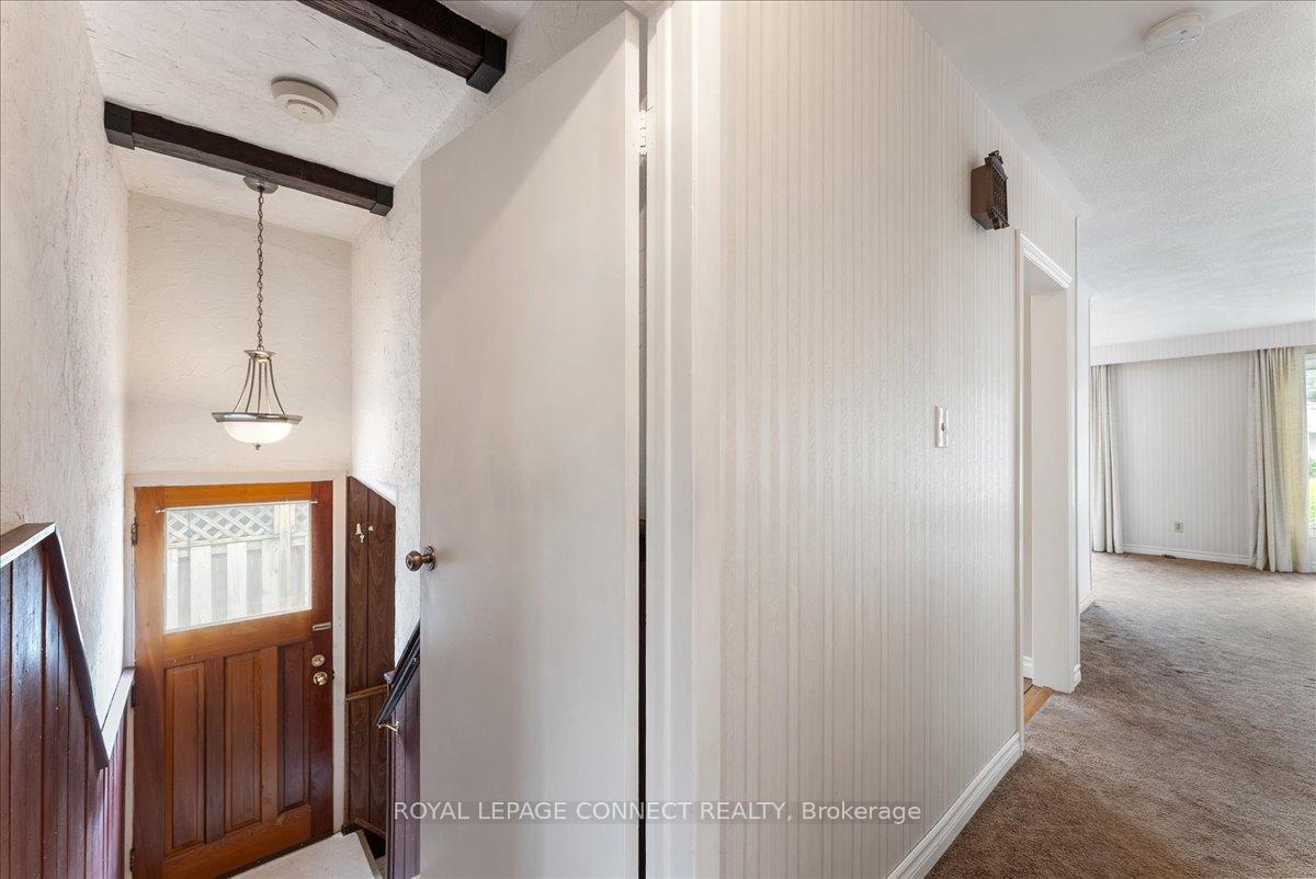Photo 21 of 725 Hillview Crescent, Pickering, West Shore — HOMEH
