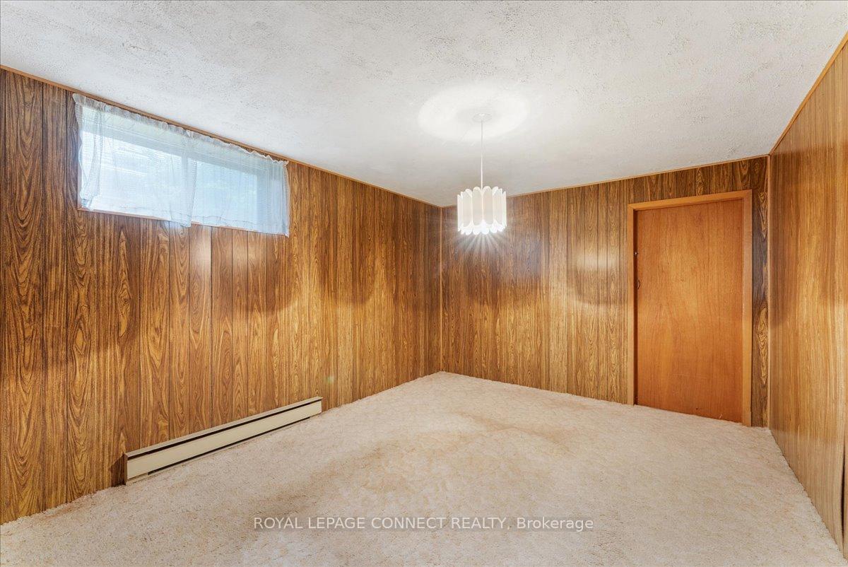 Photo 24 of 725 Hillview Crescent, Pickering, West Shore — HOMEH