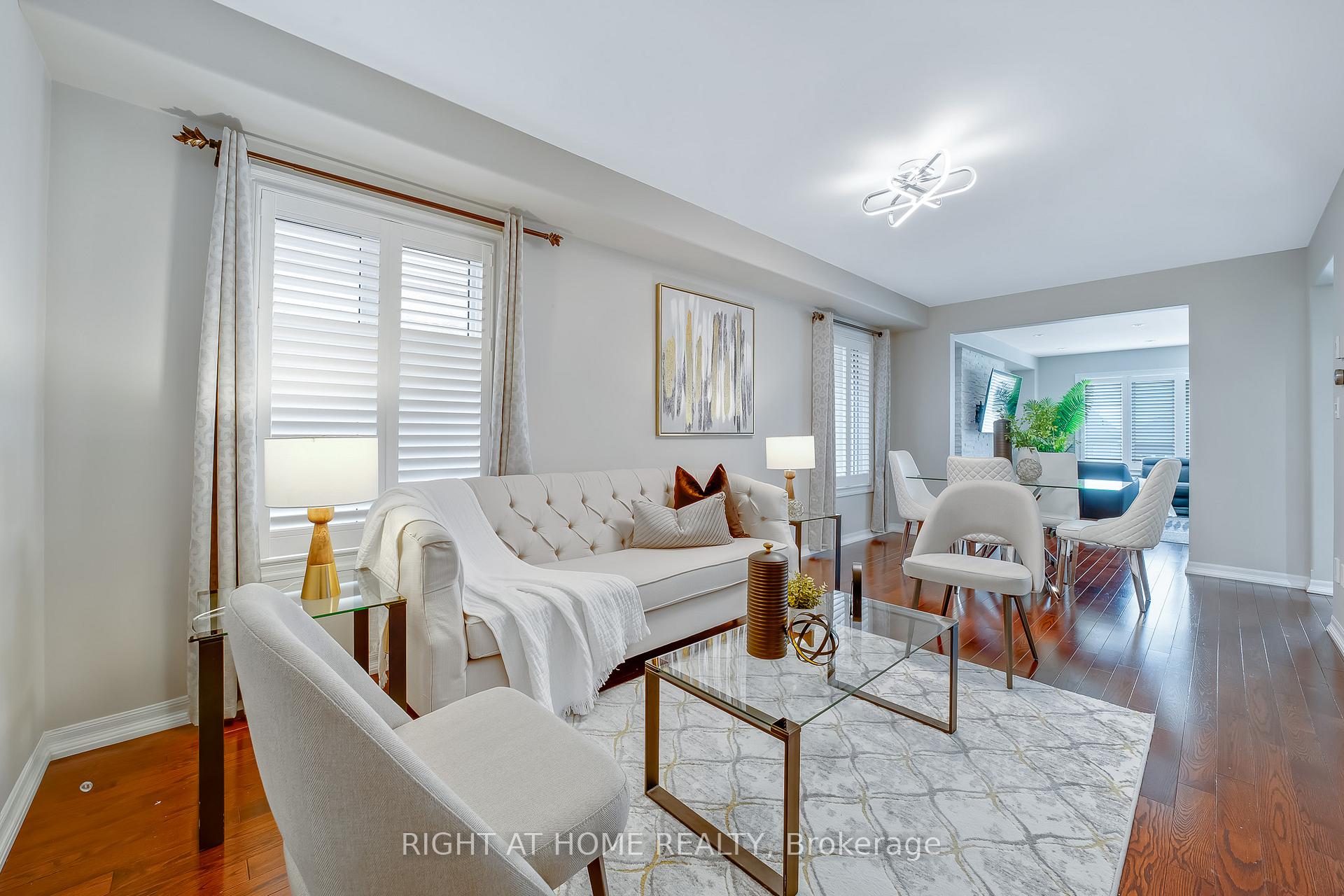 Photo 8 of 1804 Silverstone Crescent, Oshawa, Samac — HOMEH