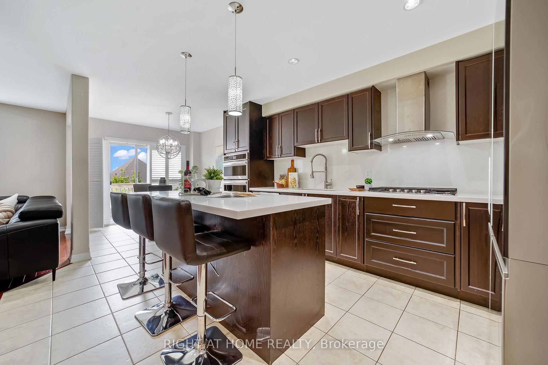 Photo 13 of 1804 Silverstone Crescent, Oshawa, Samac — HOMEH