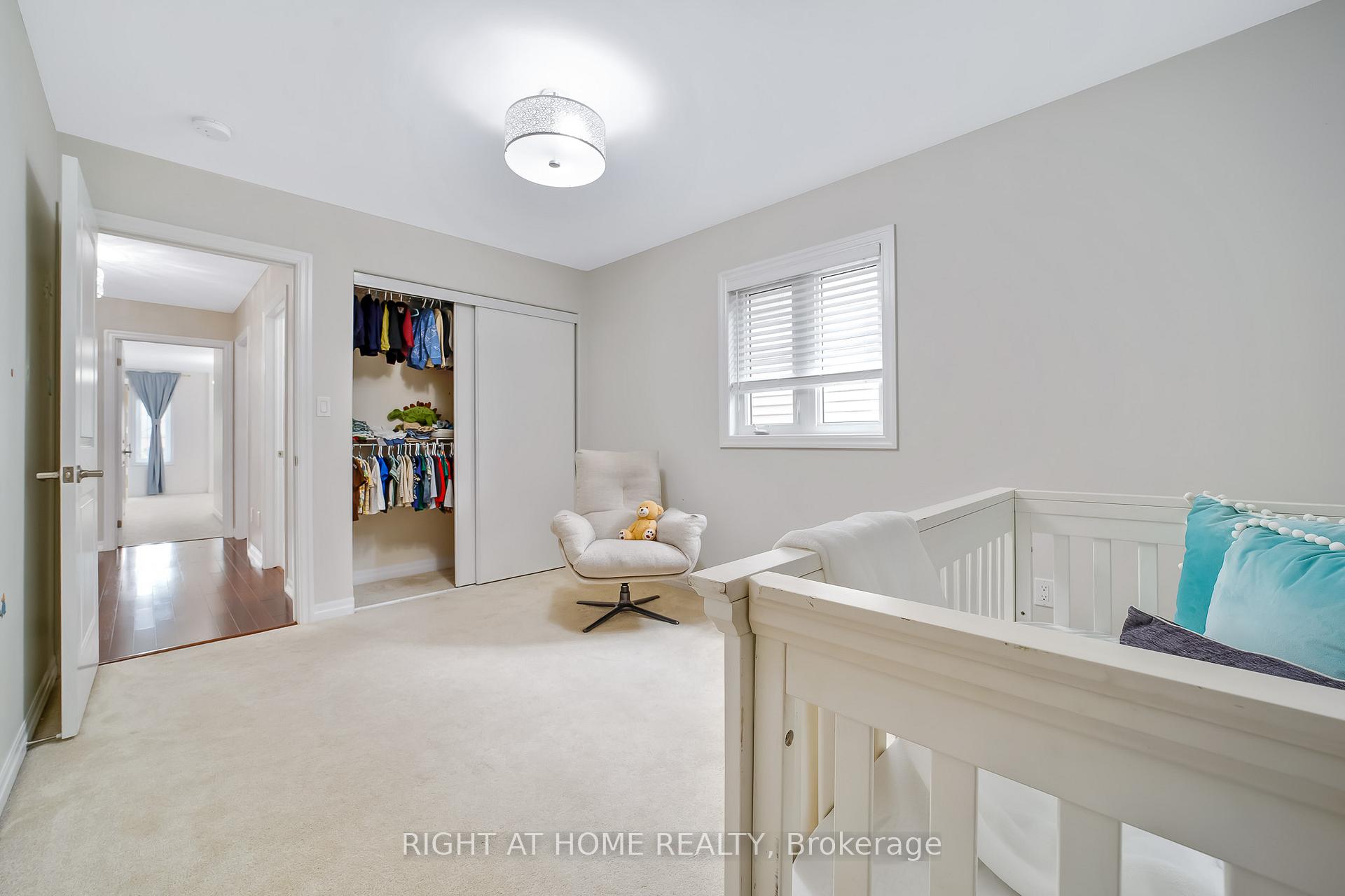 Photo 33 of 1804 Silverstone Crescent, Oshawa, Samac — HOMEH