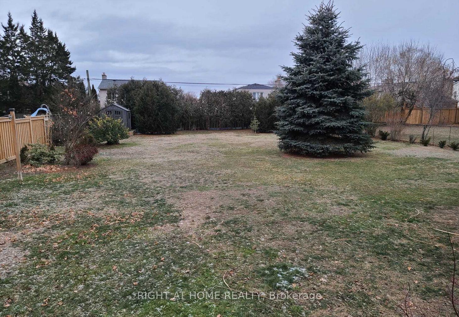 Photo 16 of 1974 Glendale Drive, Pickering, Liverpool — HOMEH