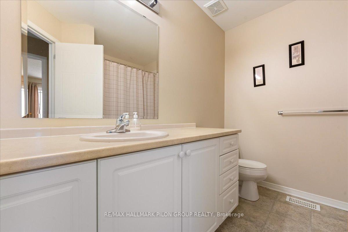 Photo 22 of 703 Vistapark Drive, Ottawa, Avalon East — HOMEH