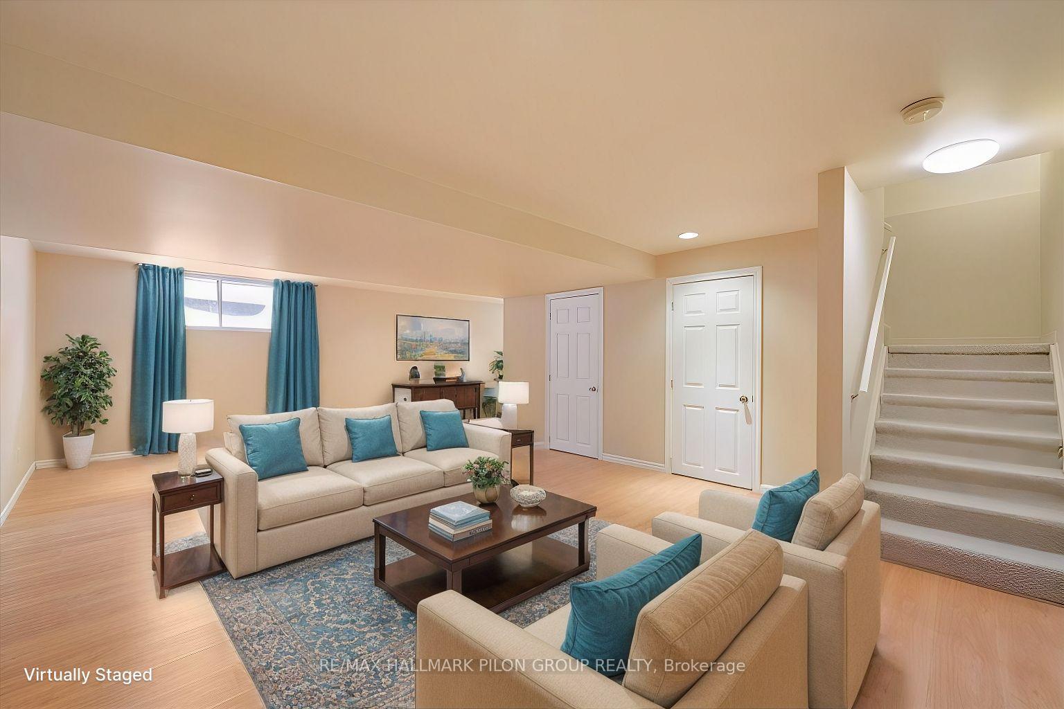 Photo 23 of 703 Vistapark Drive, Ottawa, Avalon East — HOMEH