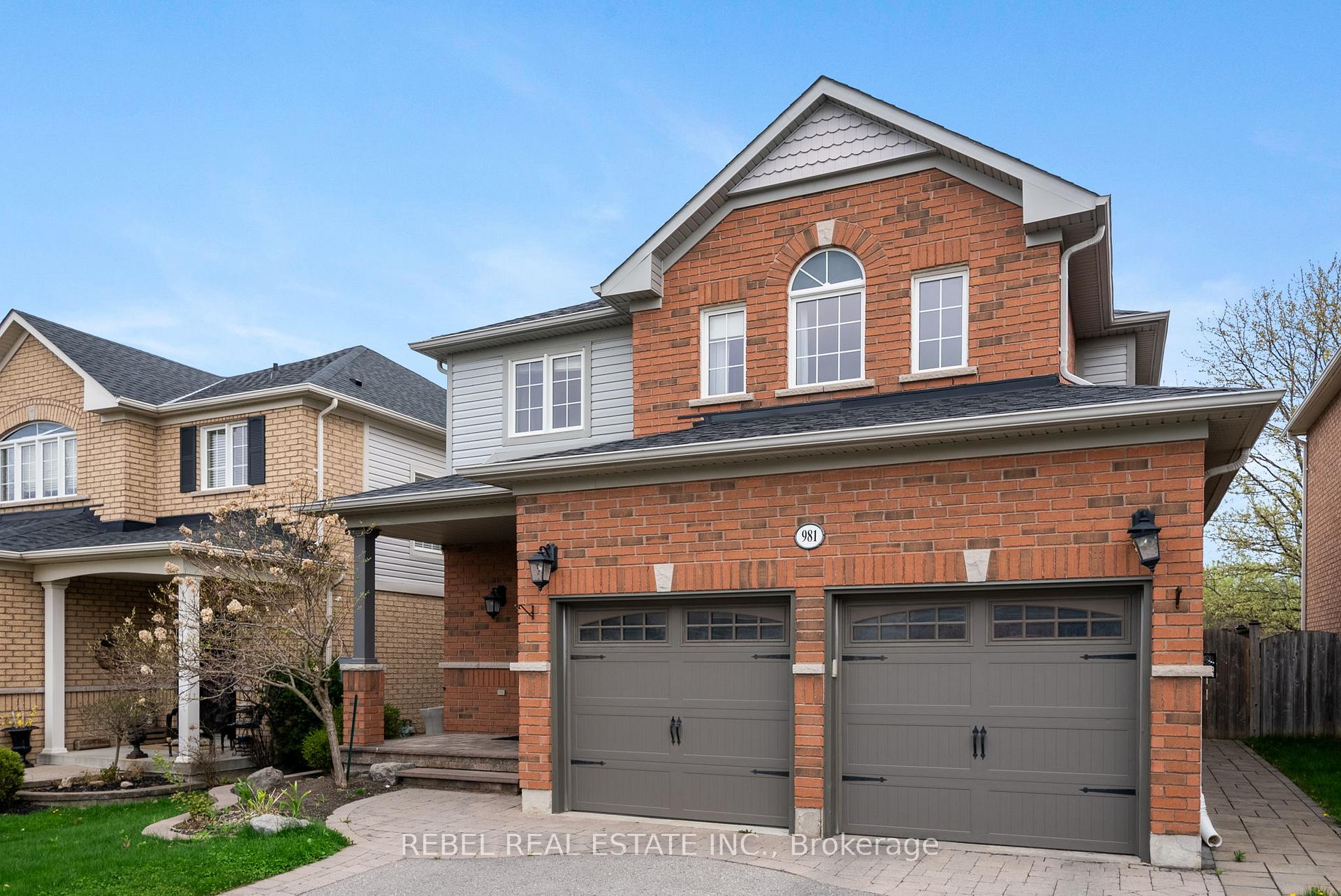 Photo 2 of 981 Ormond Drive, Oshawa, Samac — HOMEH