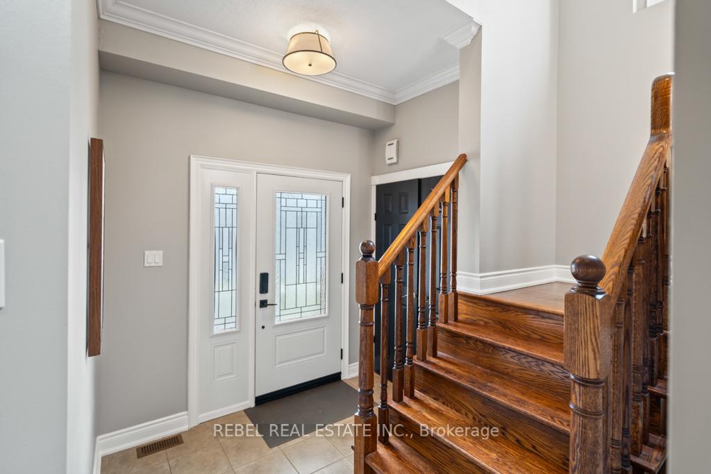 Photo 4 of 981 Ormond Drive, Oshawa, Samac — HOMEH