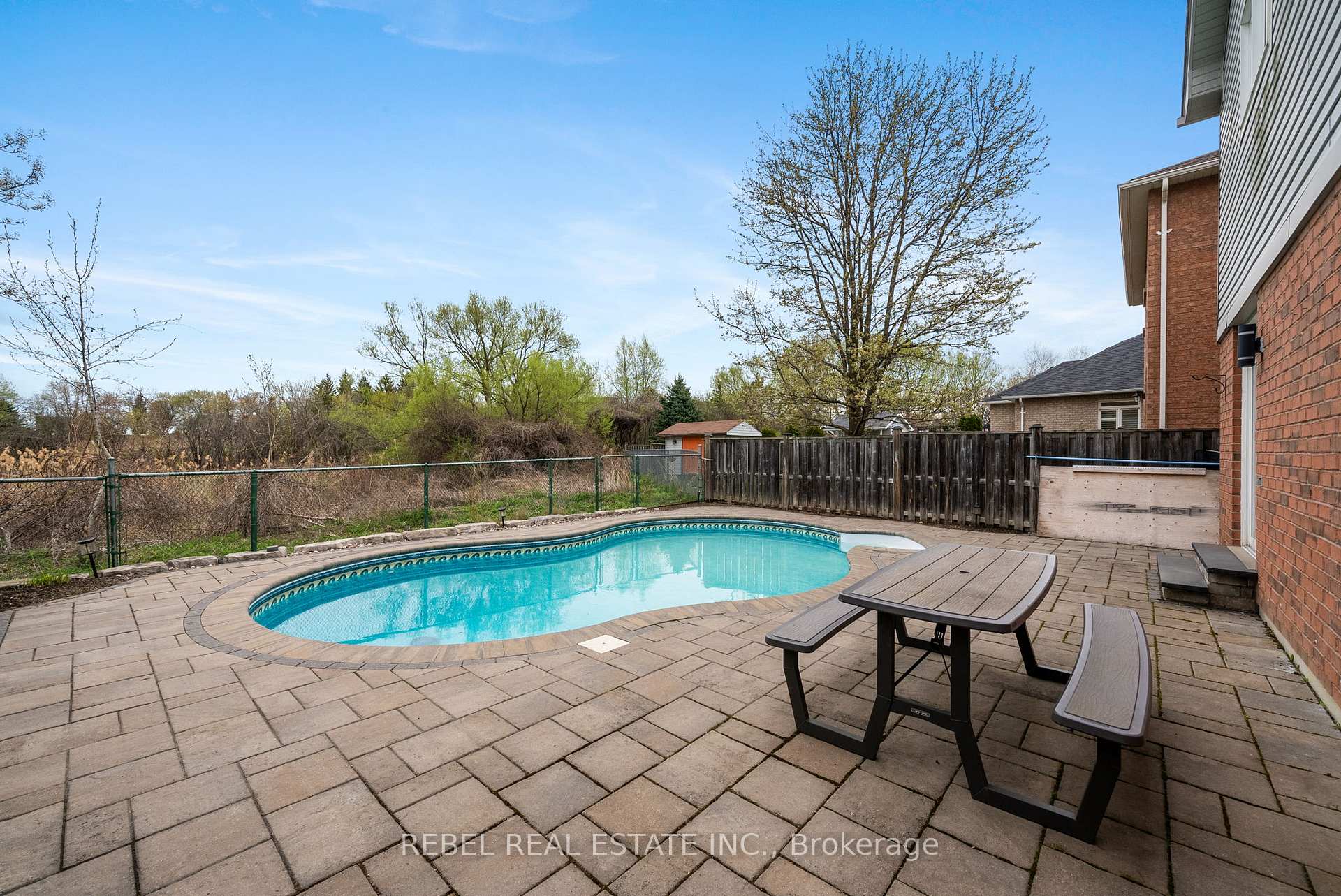 Photo 38 of 981 Ormond Drive, Oshawa, Samac — HOMEH