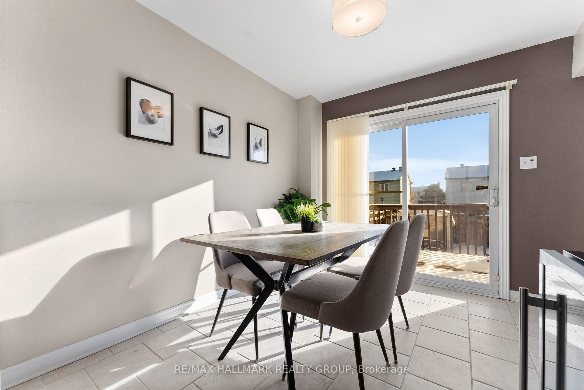 Photo 18 of 723 Brome Crescent, Ottawa, Fallingbrook/Ridgemount — HOMEH