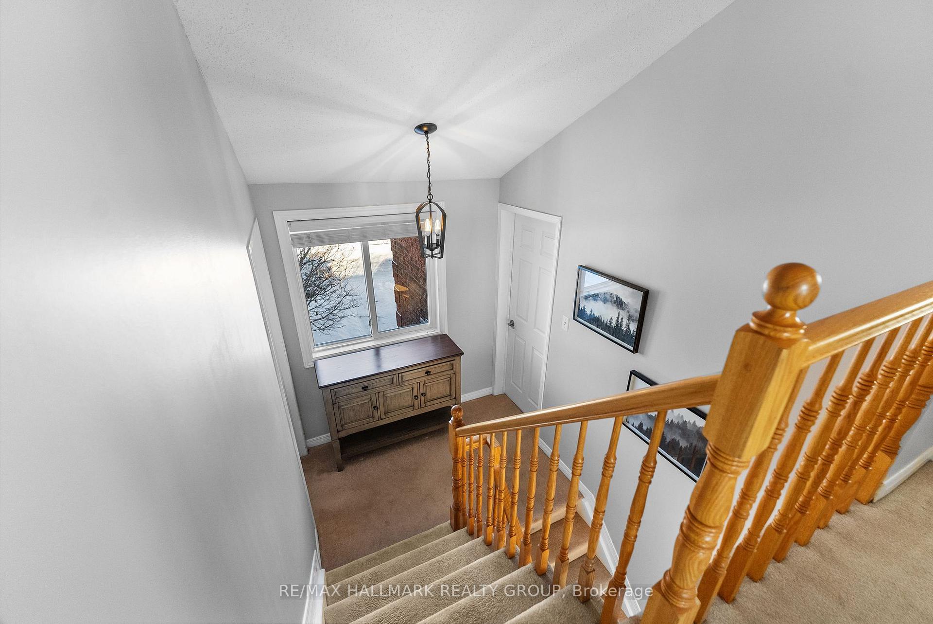 Photo 23 of 723 Brome Crescent, Ottawa, Fallingbrook/Ridgemount — HOMEH