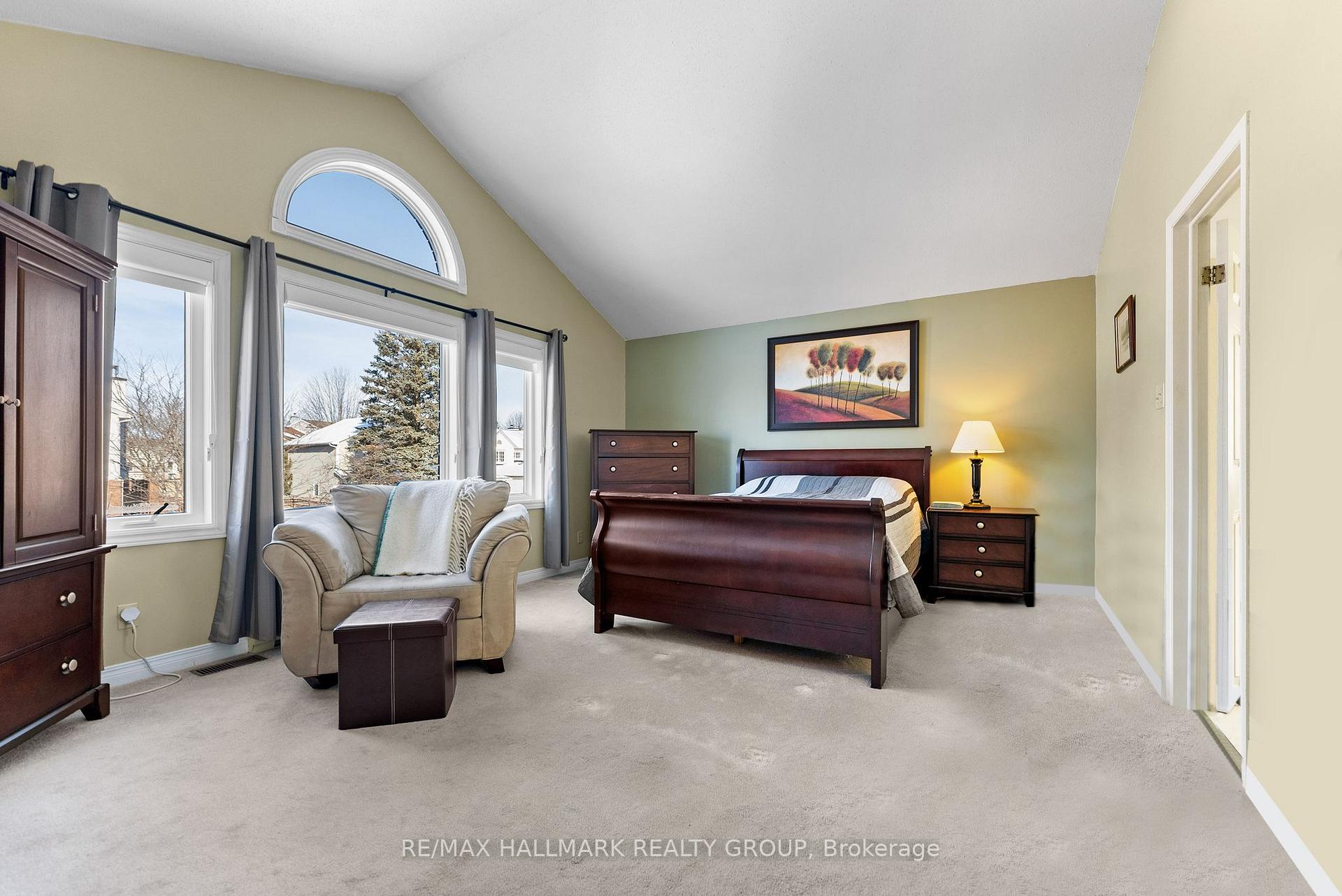 Photo 24 of 723 Brome Crescent, Ottawa, Fallingbrook/Ridgemount — HOMEH