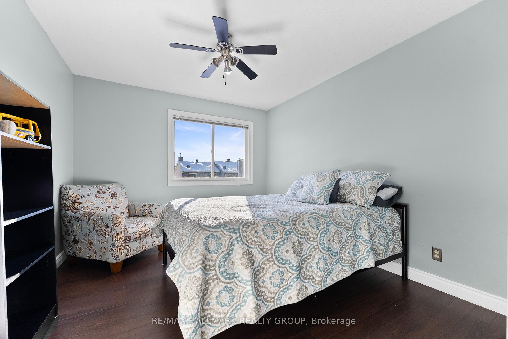Photo 30 of 723 Brome Crescent, Ottawa, Fallingbrook/Ridgemount — HOMEH