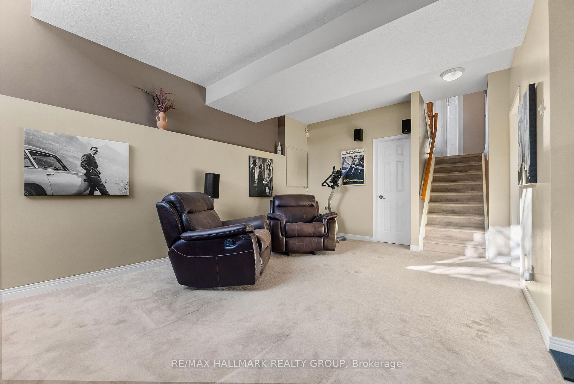 Photo 34 of 723 Brome Crescent, Ottawa, Fallingbrook/Ridgemount — HOMEH
