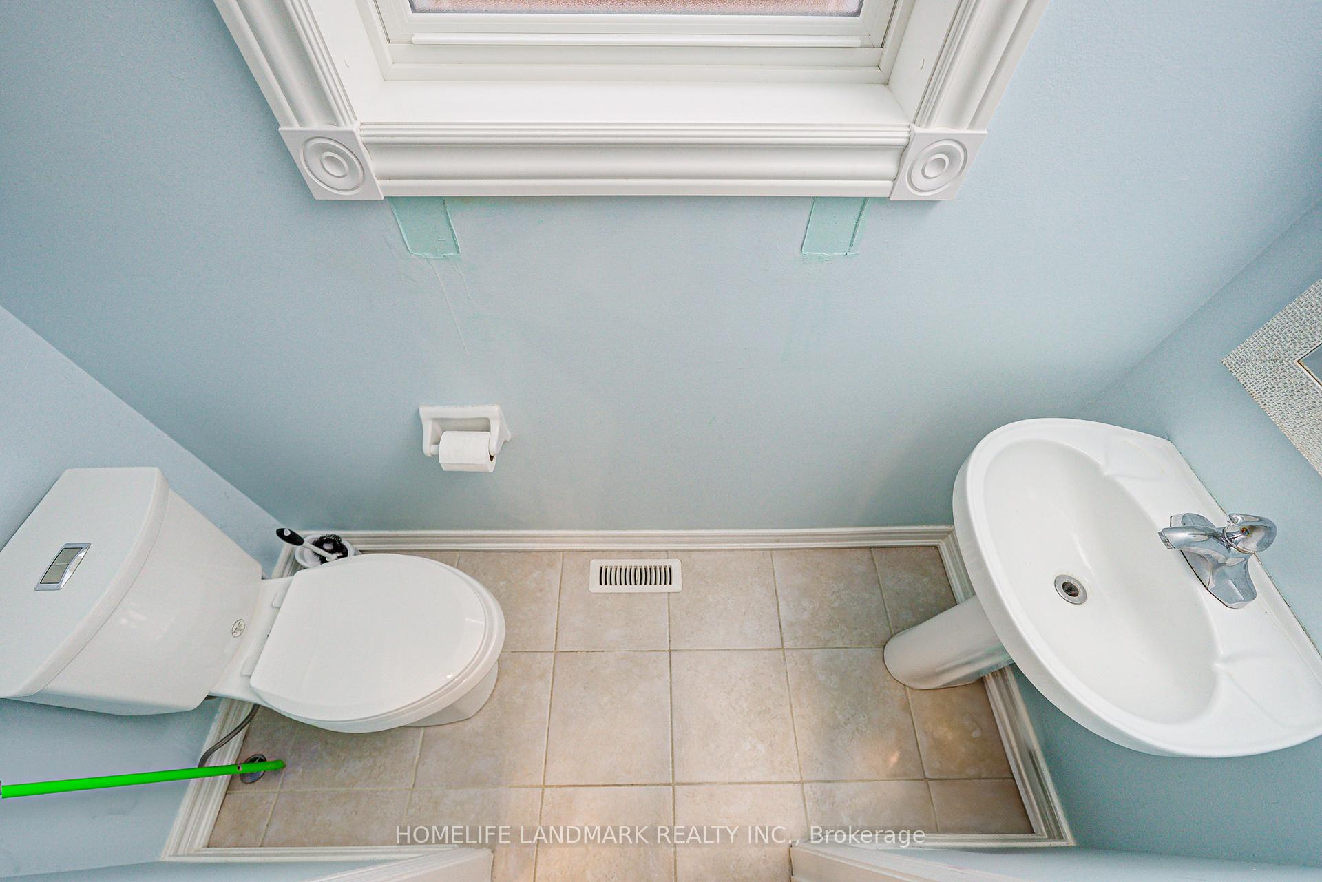 Photo 20 of 1496 Grandview Street N, Oshawa, Taunton — HOMEH