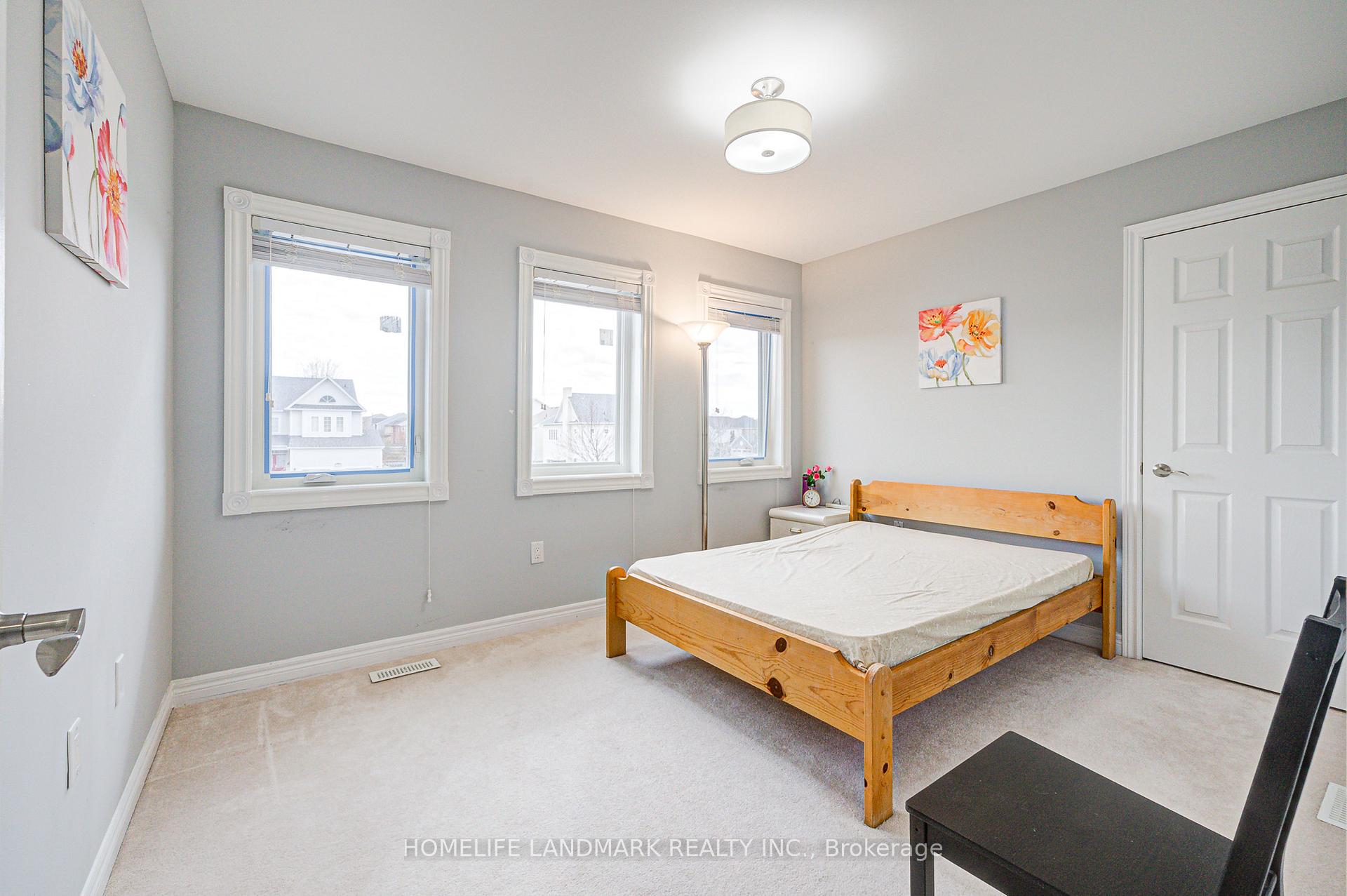 Photo 23 of 1496 Grandview Street N, Oshawa, Taunton — HOMEH