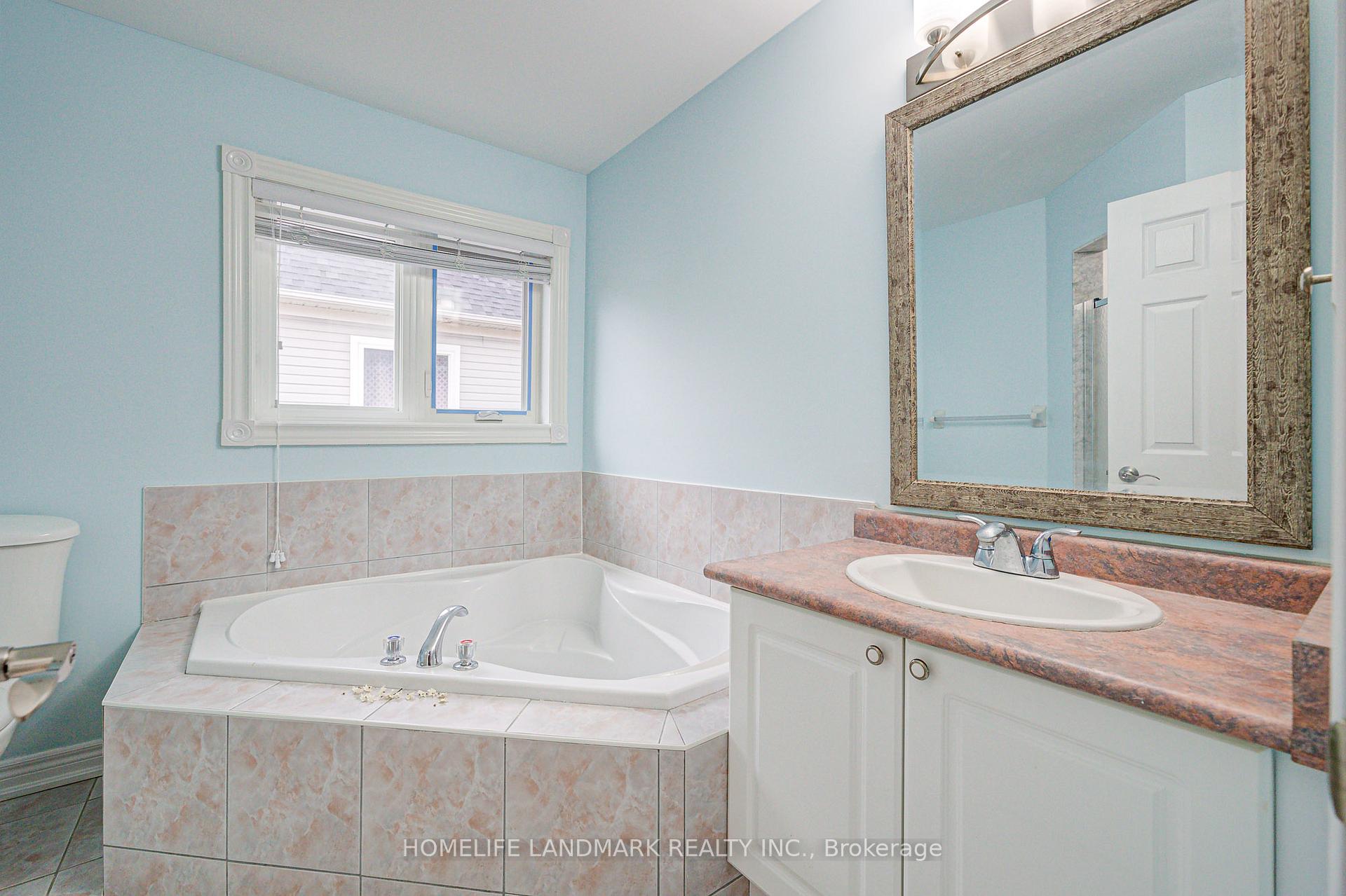 Photo 33 of 1496 Grandview Street N, Oshawa, Taunton — HOMEH