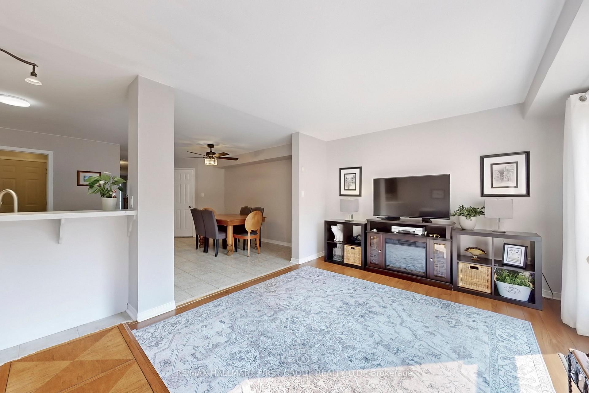 Photo 10 of 727 Sunbird Trail, Pickering, Amberlea — HOMEH
