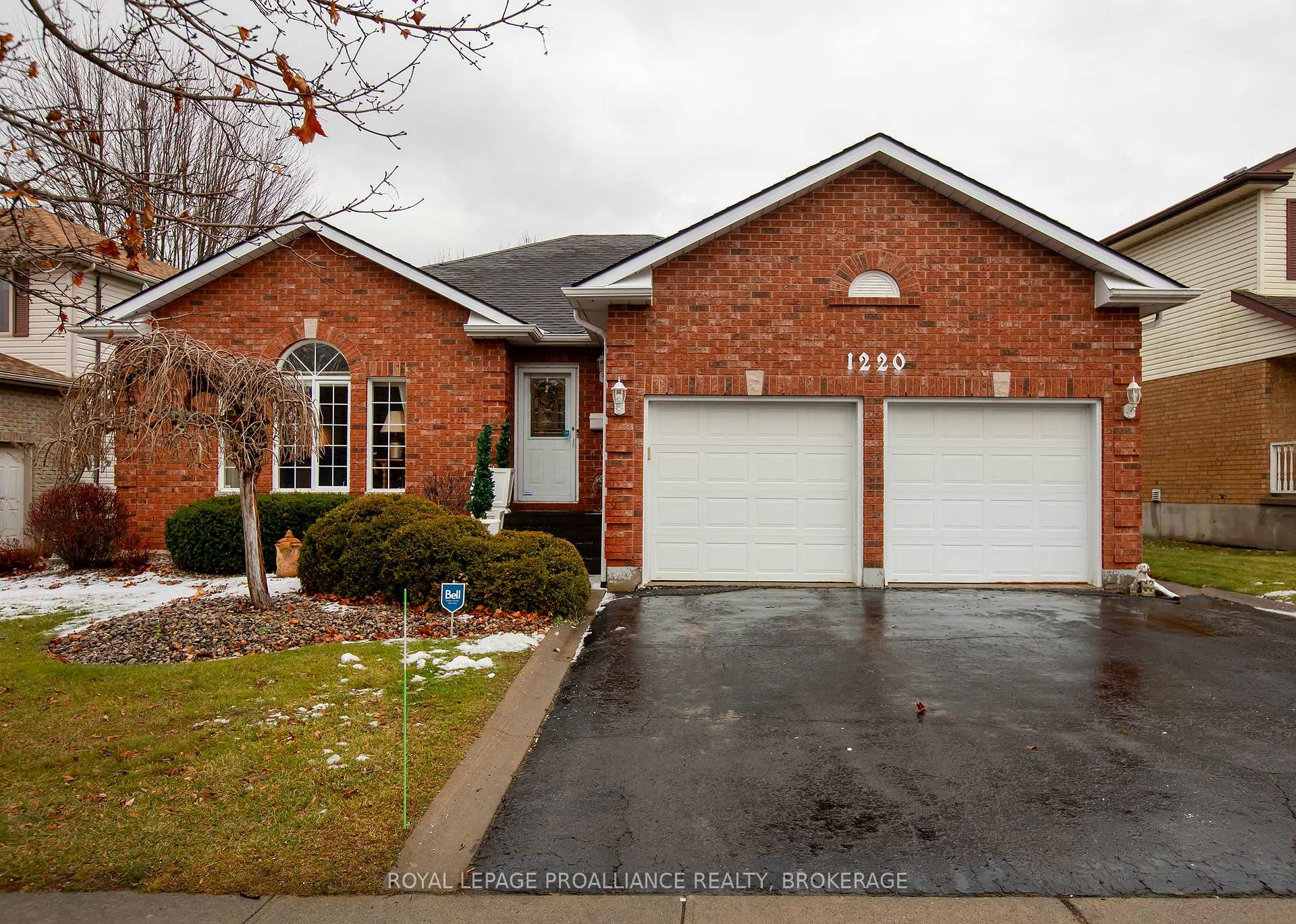 Front of 1220 Acadia Drive