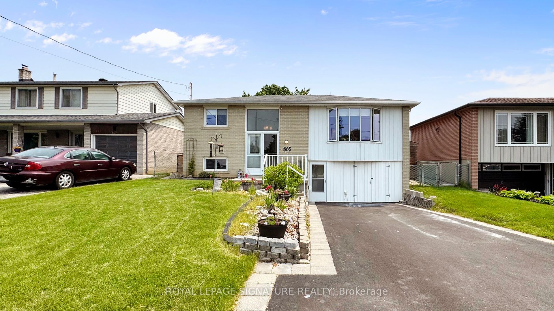 Front of 805 Batory Avenue