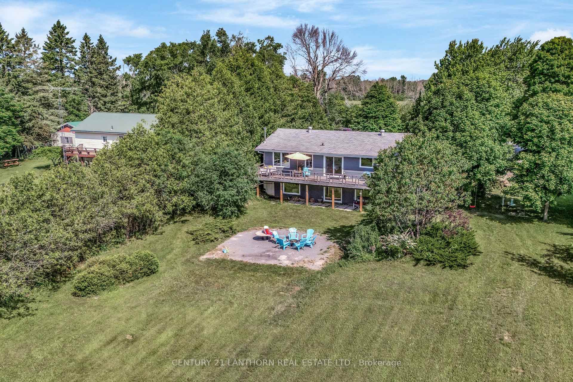 Photo 3 of 1593 Lakeside Drive, Prince Edward County, Ameliasburg Ward — HOMEH