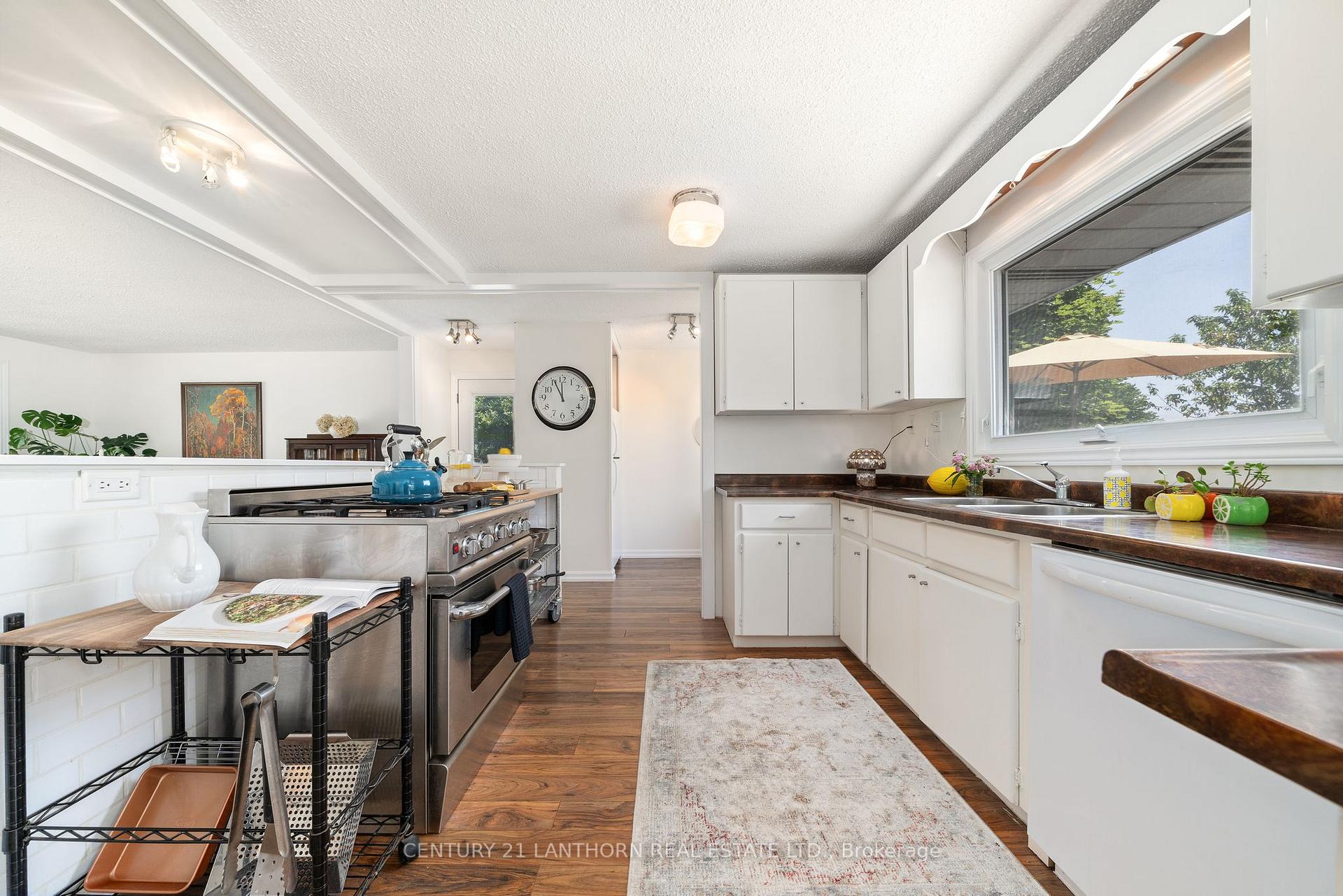 Photo 13 of 1593 Lakeside Drive, Prince Edward County, Ameliasburg Ward — HOMEH
