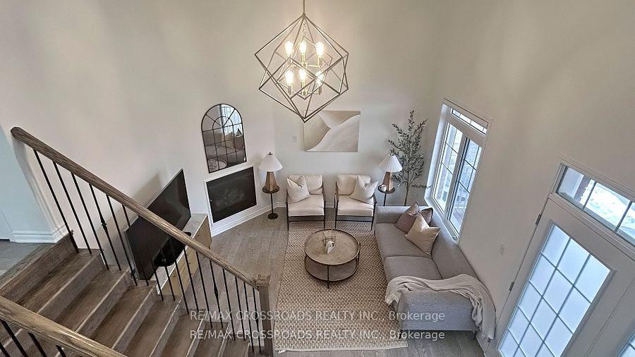 Photo 12 of 1072 Foxtail Crescent, Pickering, Rural Pickering — HOMEH