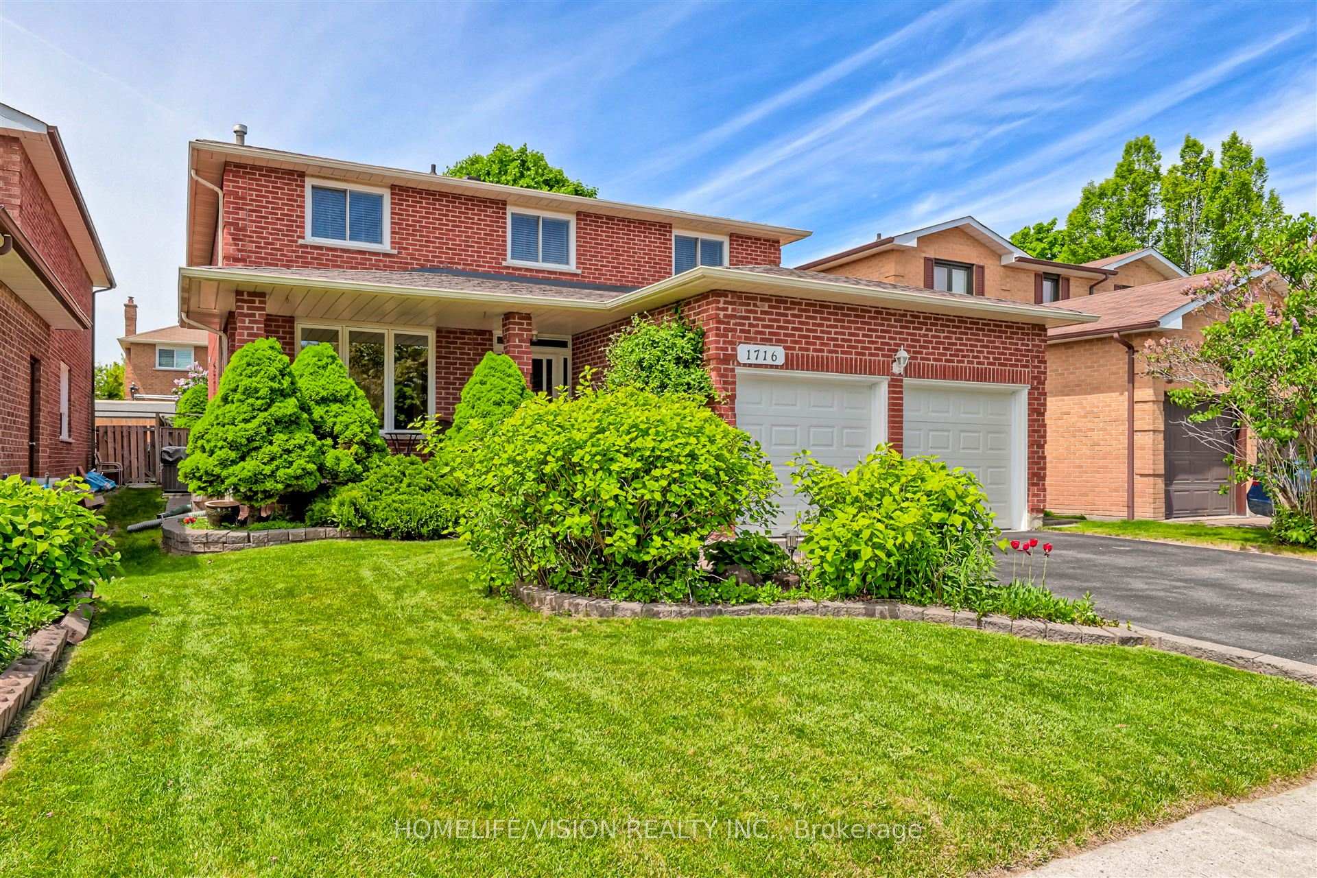 Photo 1 of 1716 Kirkwood Lane, Pickering, Amberlea — HOMEH