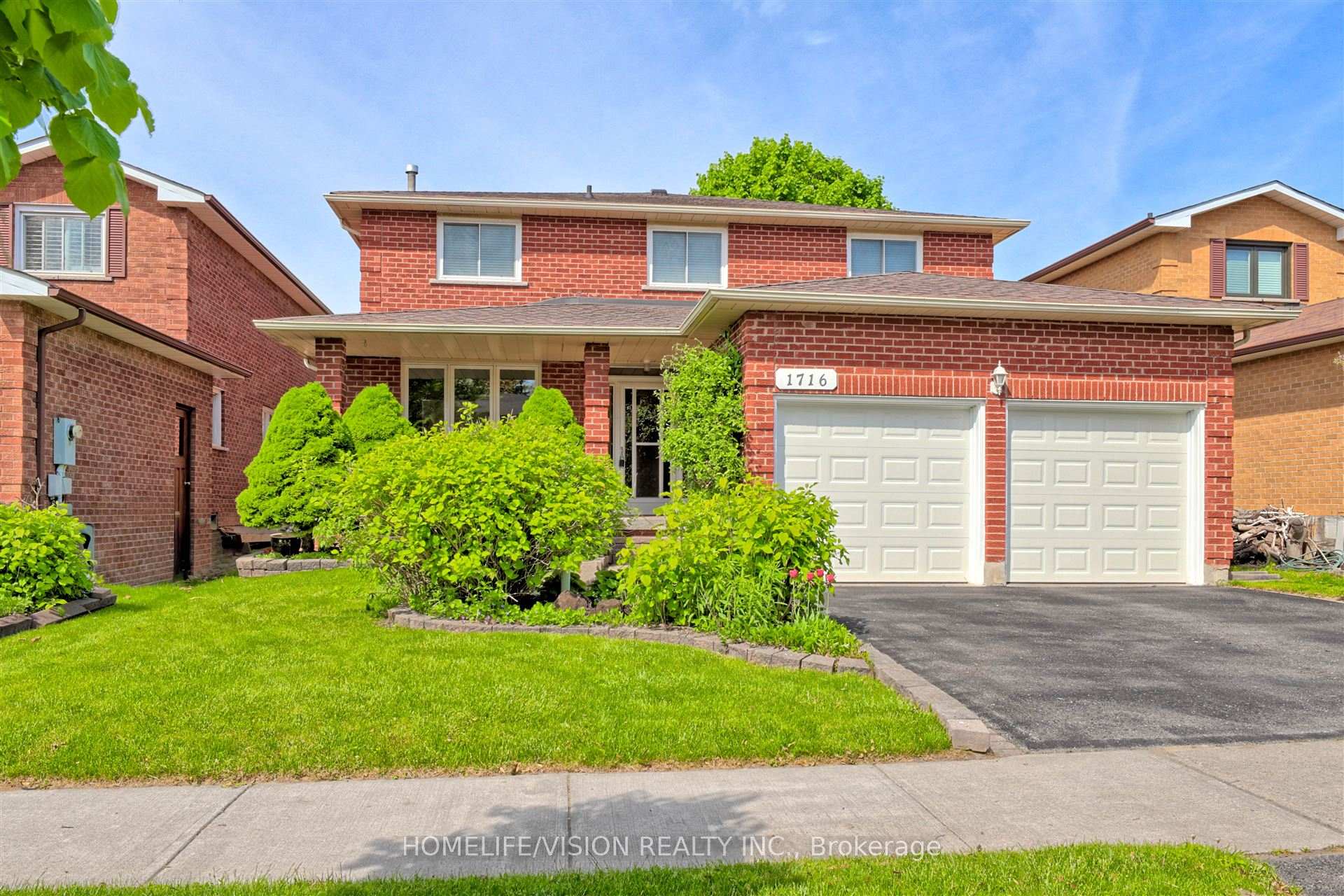 Photo 2 of 1716 Kirkwood Lane, Pickering, Amberlea — HOMEH