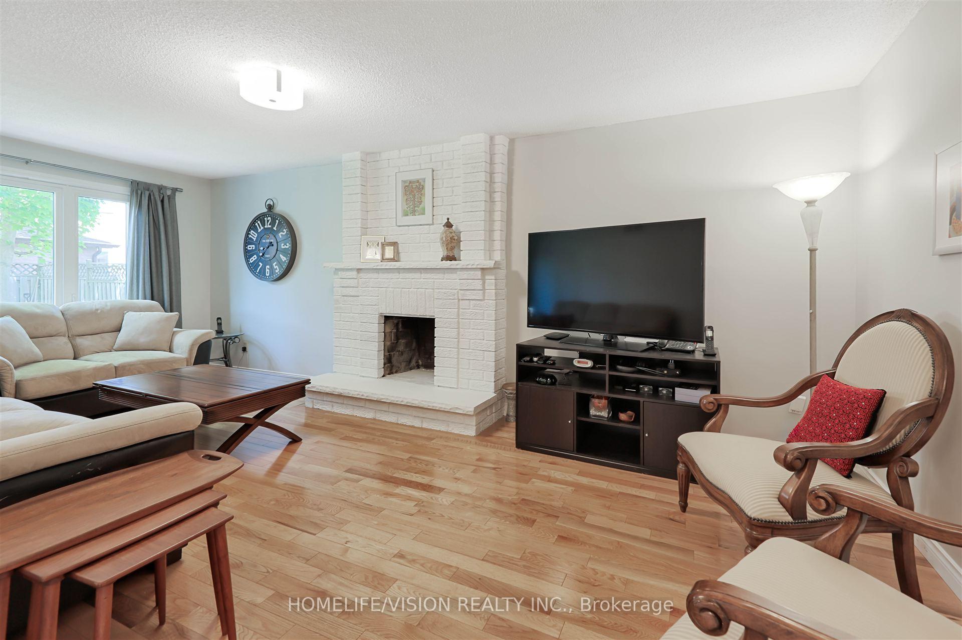 Photo 17 of 1716 Kirkwood Lane, Pickering, Amberlea — HOMEH