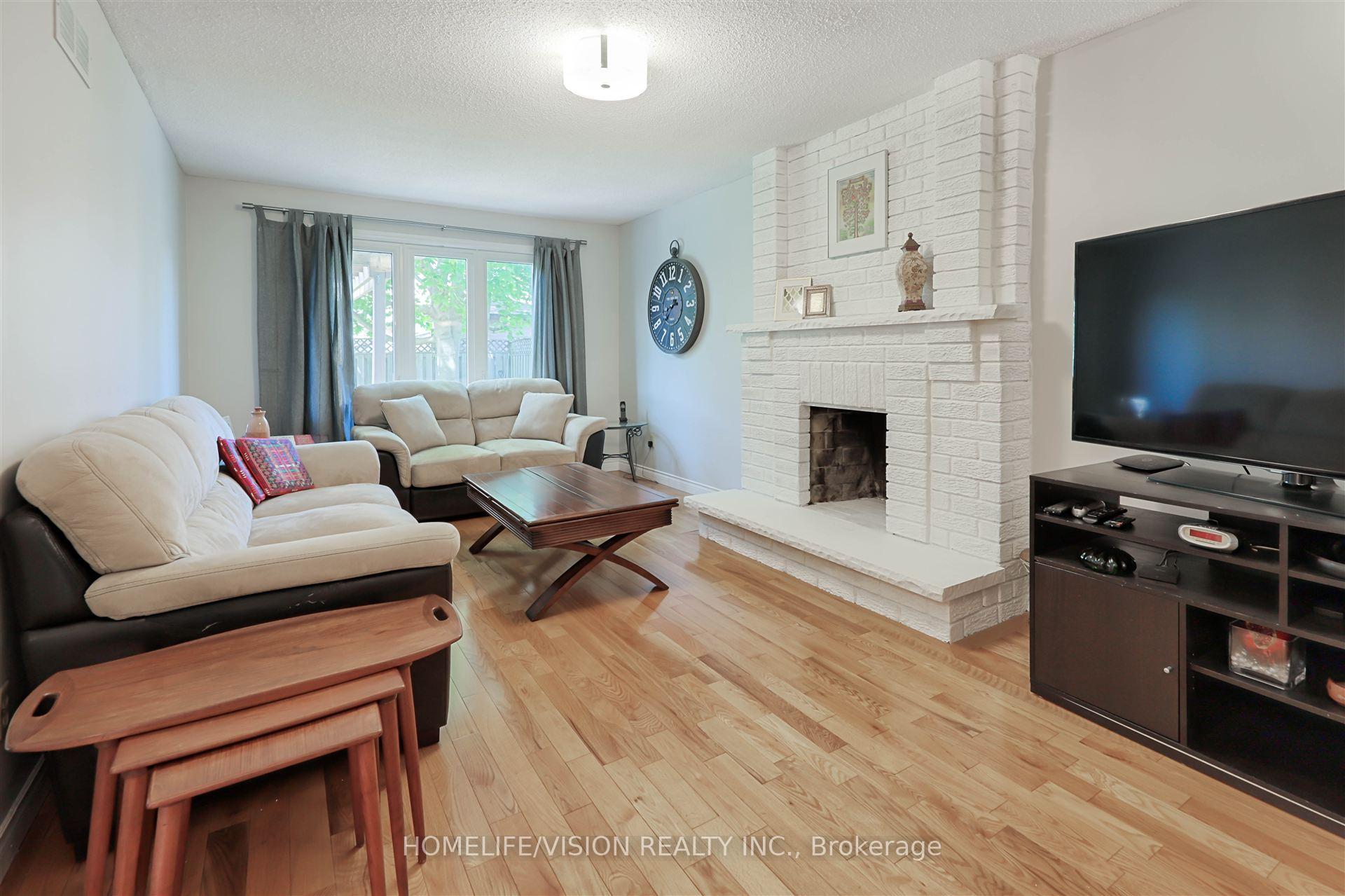 Photo 18 of 1716 Kirkwood Lane, Pickering, Amberlea — HOMEH