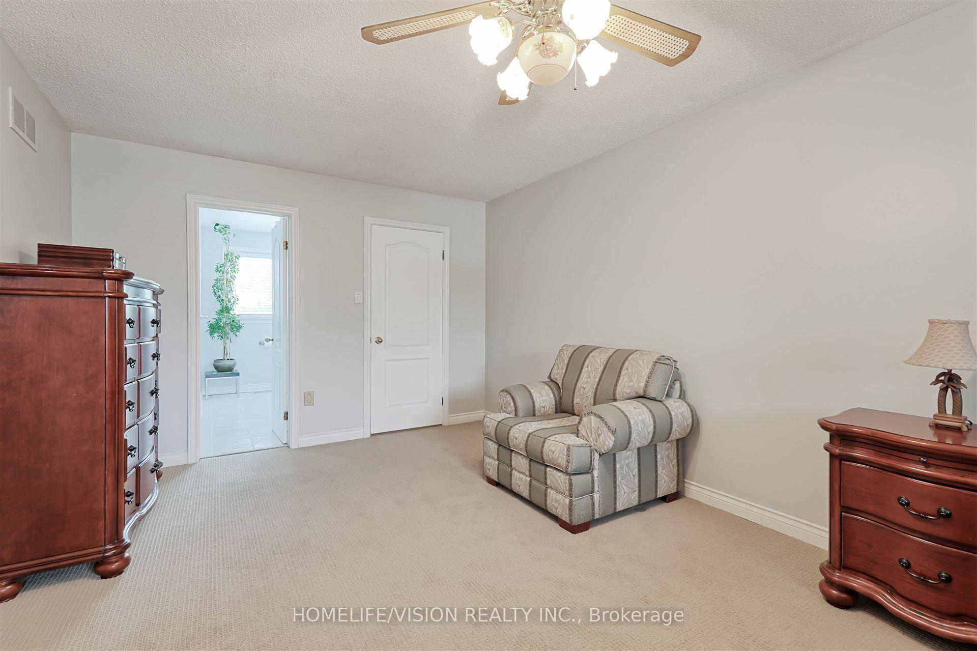 Photo 25 of 1716 Kirkwood Lane, Pickering, Amberlea — HOMEH