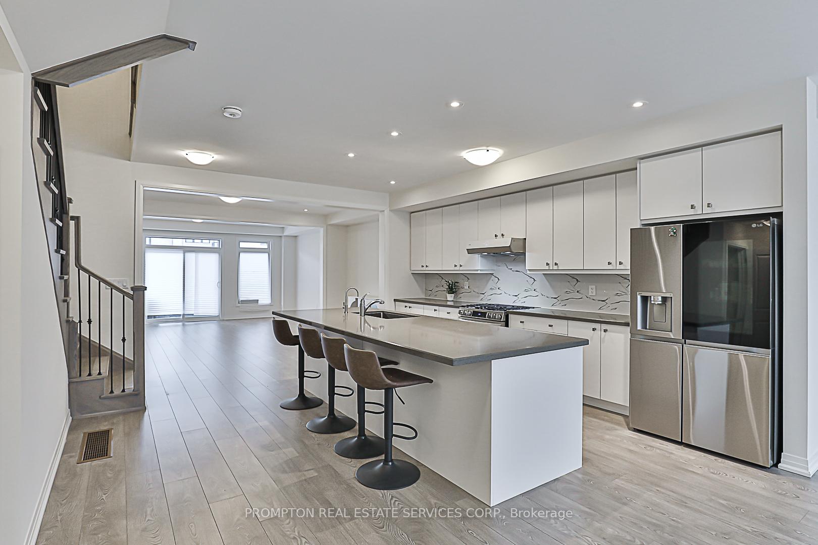 Photo 5 of 2627 Apricot Lane, Pickering, Rural Pickering — HOMEH