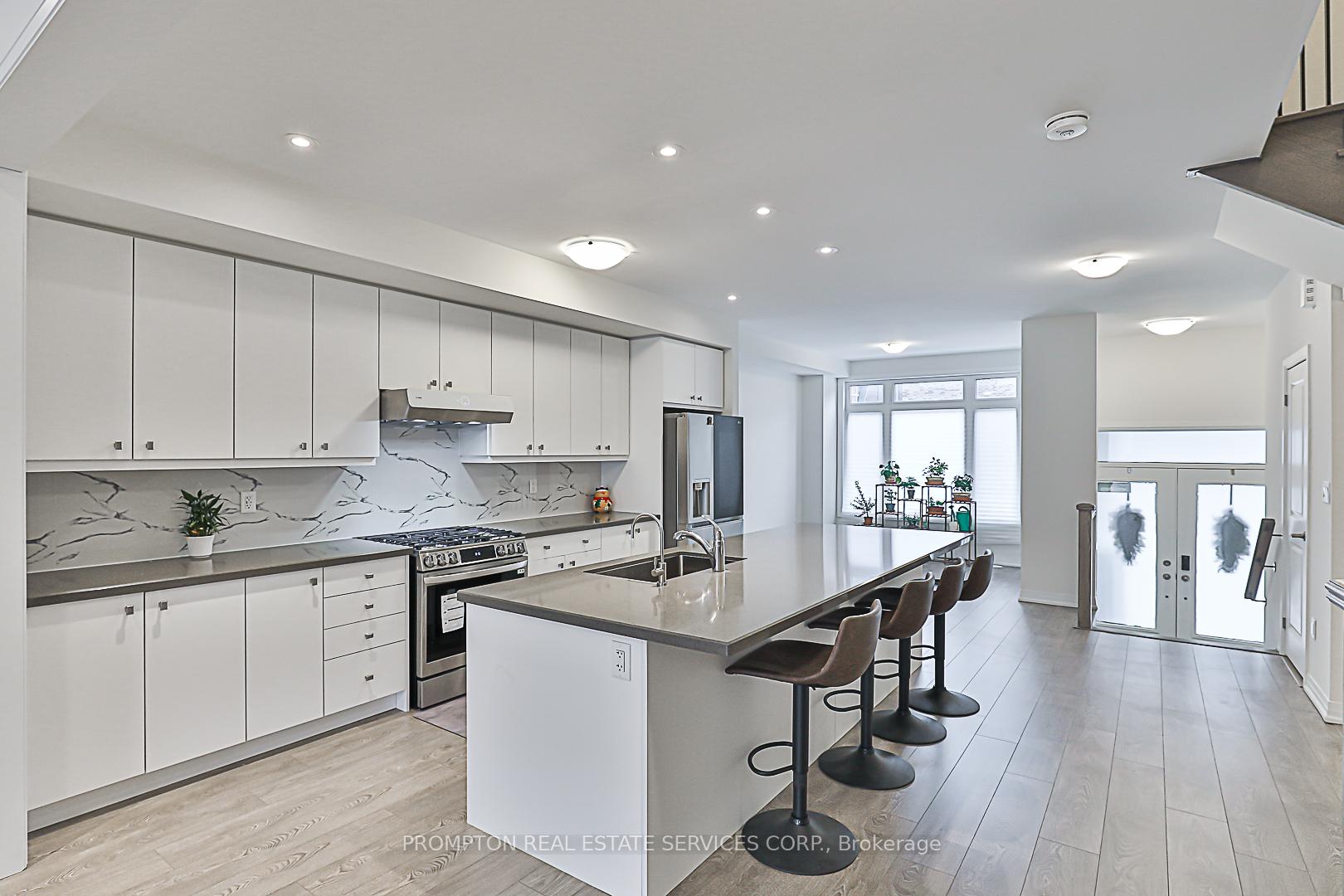 Photo 8 of 2627 Apricot Lane, Pickering, Rural Pickering — HOMEH