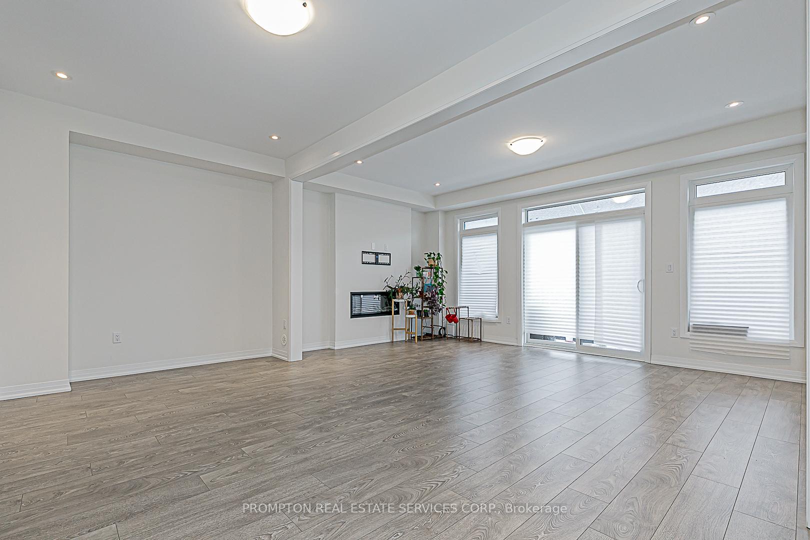 Photo 9 of 2627 Apricot Lane, Pickering, Rural Pickering — HOMEH