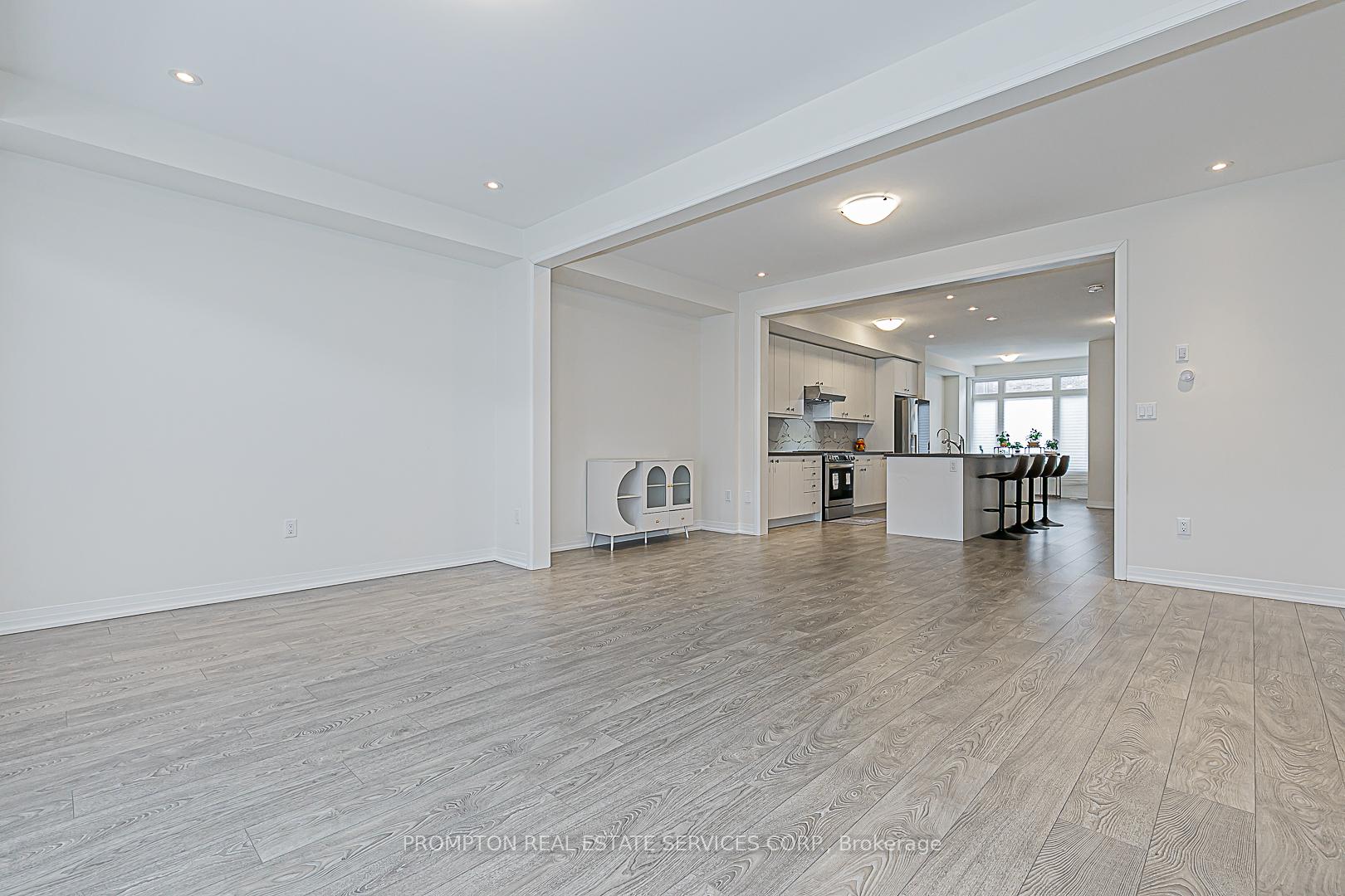 Photo 11 of 2627 Apricot Lane, Pickering, Rural Pickering — HOMEH