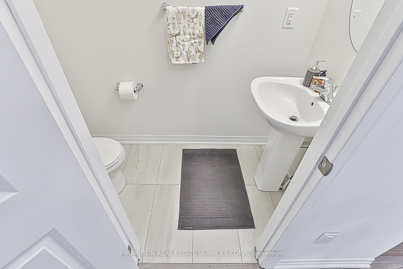 Photo 15 of 2627 Apricot Lane, Pickering, Rural Pickering — HOMEH